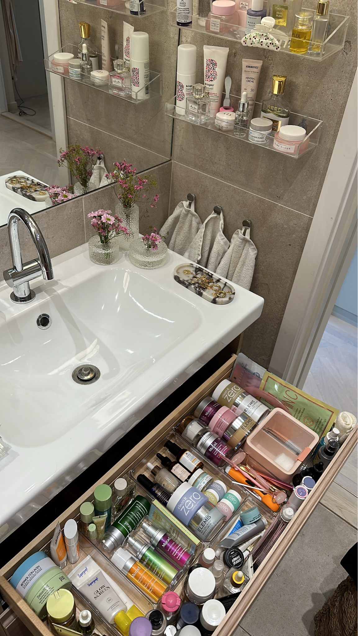 Bathroom organization - drawer - beauty storage - skincare organization - rental friendly 

#LTKBeauty #LTKHome #LTKFindsUnder50