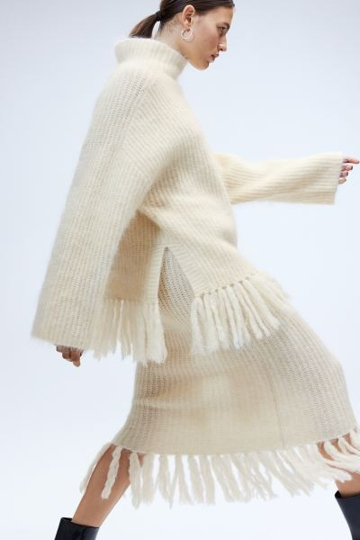 Pullover mit Fransensaum | H&M (DE, AT, CH, NL, FI)