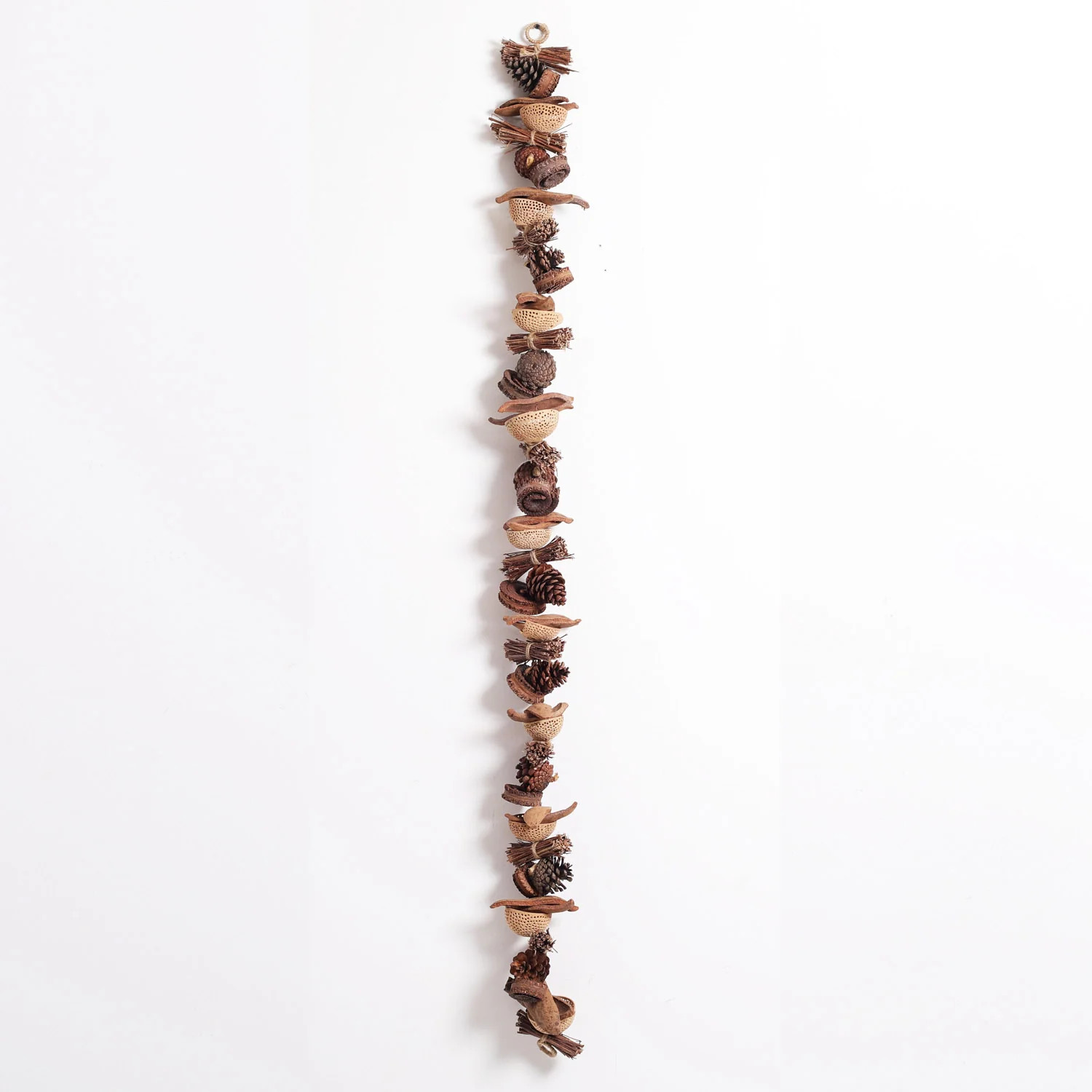 Dried Preserved Natural Mixed Nuts & Pods Winter Christmas Garland Table Runner 5' | Darby Creek Trading