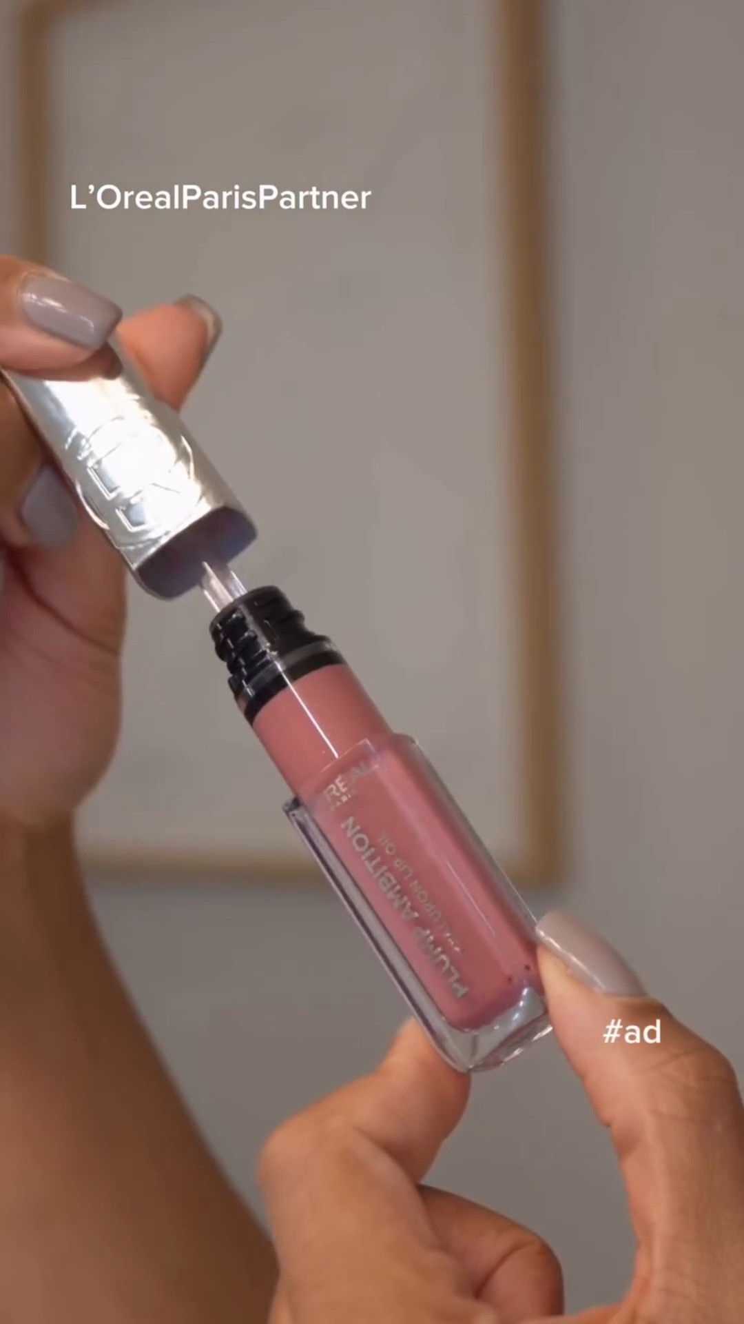 #LOrealParisPartner #ad The NEW @lorealparis Extensionist mascara has been my holy grail! Using brown on my bottom lashes has made such a huge difference in my eye makeup! I’m
definitely ready to bring my New Years Eve festivities! Cheers to a new year!! 🥂 Available at local retailers like @Target #LOrealParisMakeup #TargetPartner #Target @shop.ltk liketkit 🔗