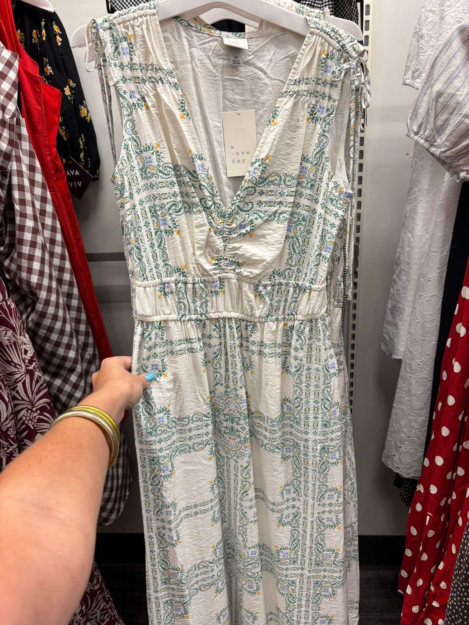 Another perfect summer dress that is 40% off!!!😍☀️

Spring, summer, summer outfit, summer dress, beach vacation outfit, back to school @Target

#LTKootd #LTKSaleAlert #LTKSeasonal