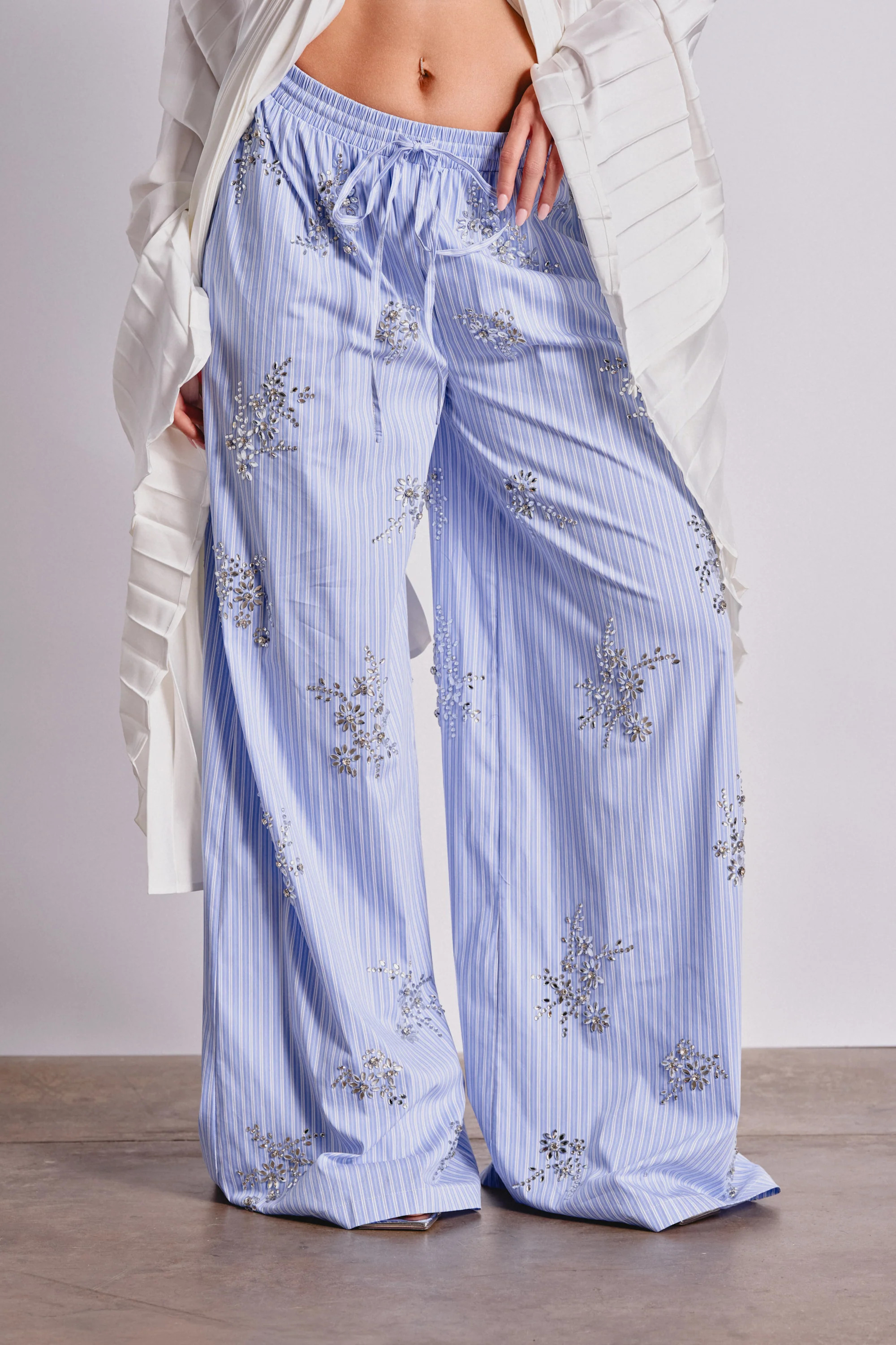 SWEET DREAMS RHINESTONE POPLIN PANT | AKIRA