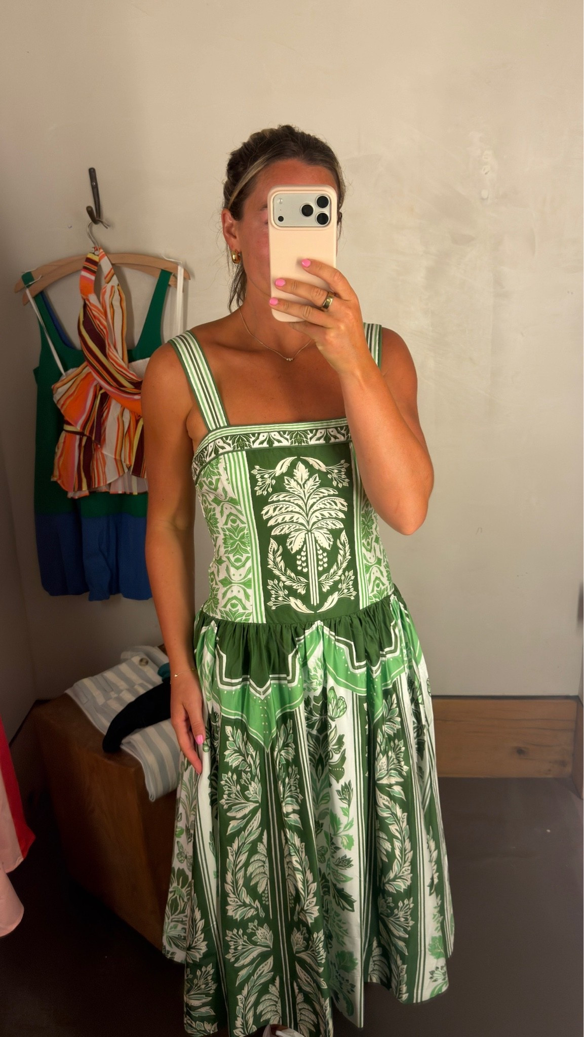 Green summer dress! Size s

#LTKootd #LTKgrwm #LTKU
