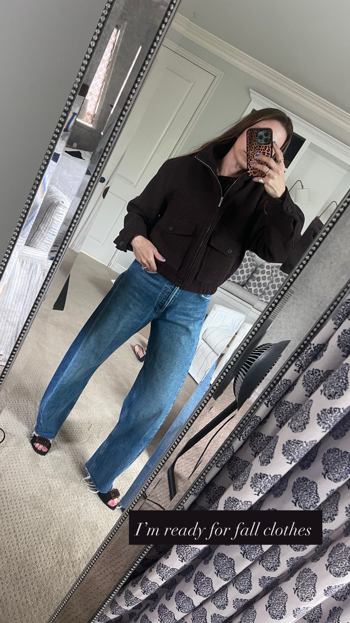 Fall jacket , tweed jacket, quiet luxury, perfect jeans, barrel jeans, fall style, easy outfit, cool girl jacket

#LTKootd #LTKTravel #LTKWorkwear