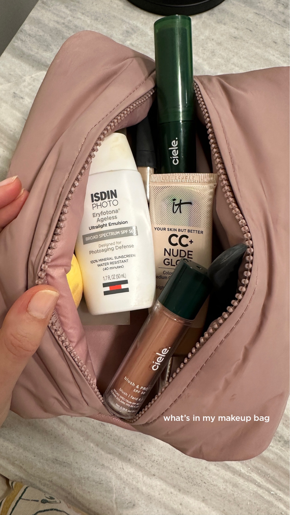 A sneak peek at my makeup bag currently 💄

#LTKBeauty