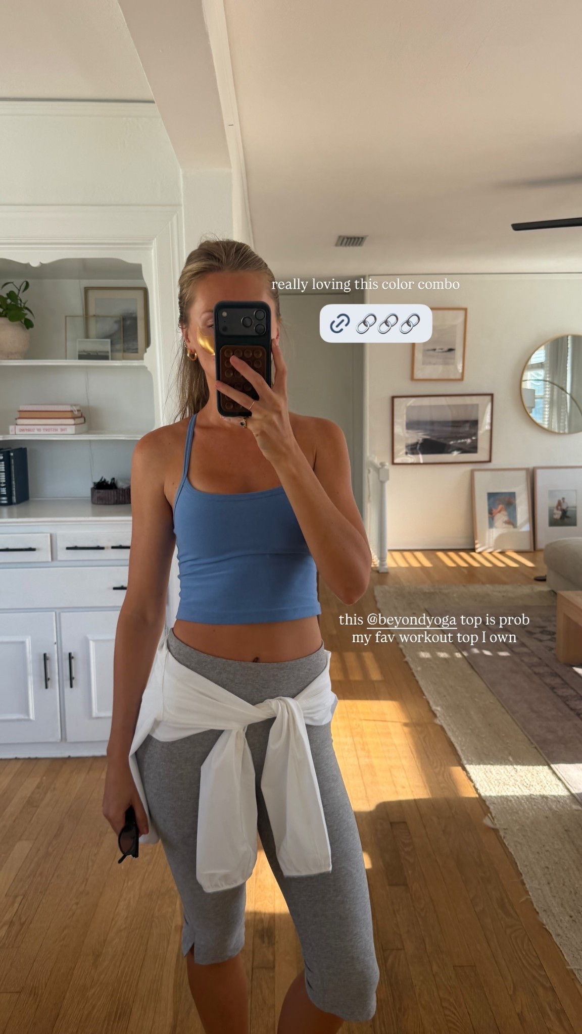 really loving this color combo this @beyondyoga top is prob my fav workout top I own
