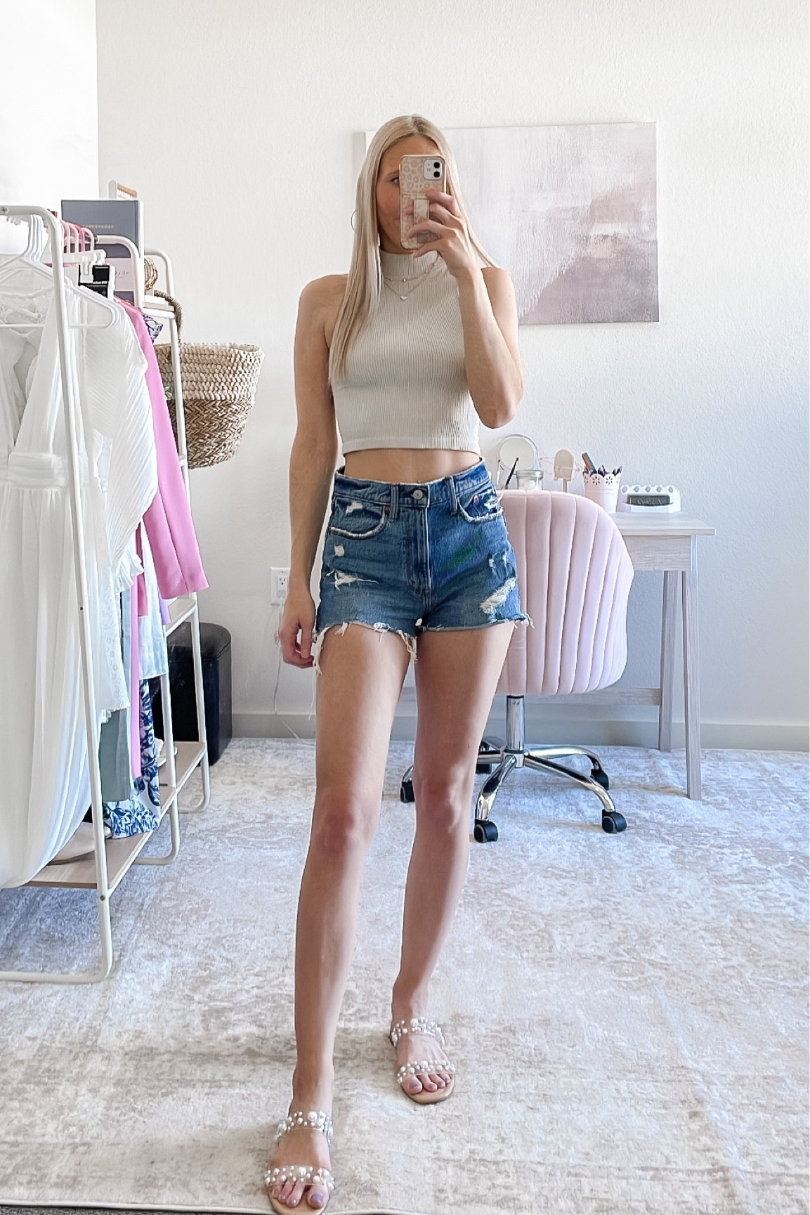 Curve love high rise mom shorts in size 24. 

Abercrombie shorts, Abercrombie sale, distressed denim shorts, medium wash denim shorts, Abercrombie distressed shorts, shorts sale, casual summer outfit, summer casual outfit, summer outfits #distresseddenimshorts #abercrombieshorts #curveloveshorts

#LTKsalealert #LTKSeasonal #LTKFind