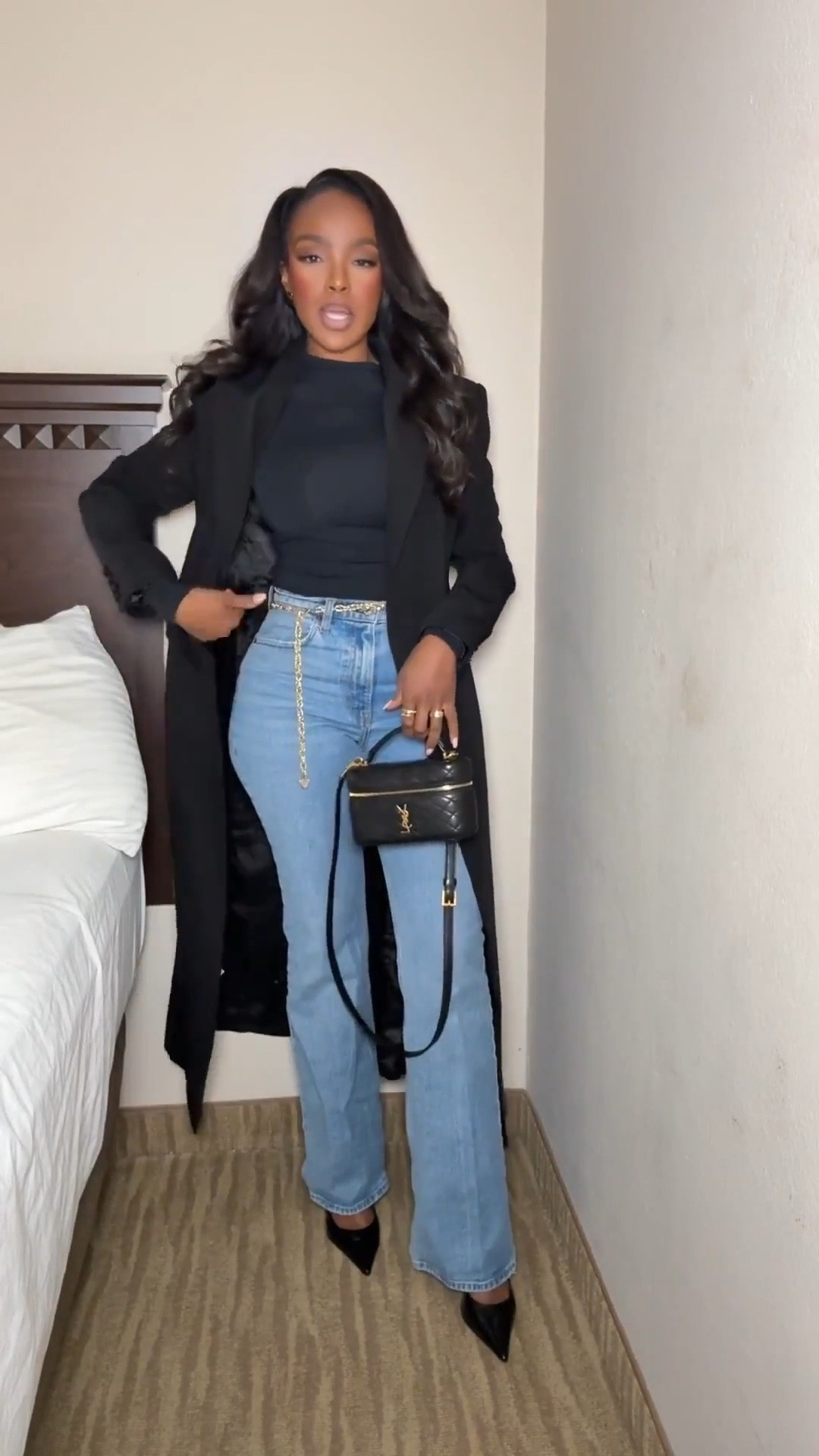 Everyday Casual |
Classic Layers |
Easy & Polished

This is one of those outfits that just works without overthinking it. Every piece is easy to rewear, style multiple ways, and mix with things already in your closet — which means the cost per wear keeps dropping every time you reach for it. A true long-term shopping combo that holds up season after season.

You can wear this layered and polished or simplify it down for a more casual feel. Swap shoes, change the bag, or wear the pieces separately — it’s built for flexibility and real life.

Perfect for:
• casual workdays  
• errands and meetings  
• lunch plans  
• travel days  

📏 Sizing & Fit  
• Top: Size Small  
• Jeans / Pants: 27 Long / 4 Long  
• Jacket / Coat: Size Small  
• Shoes: True to size  

📐 Measurements  
• Height: 5’4”  
• Weight: 138 lbs  
• Bust: 34D  
• Waist: 27”  
• Hips: 40”  

This look is all about everyday outfits with flattering fits, versatile layers, and timeless staples that make getting dressed easier.

Tap to get details.

Follow me on Instagram and YouTube @kirasfashionfinds

#LTKPetite #LTKgrwm #LTKootd