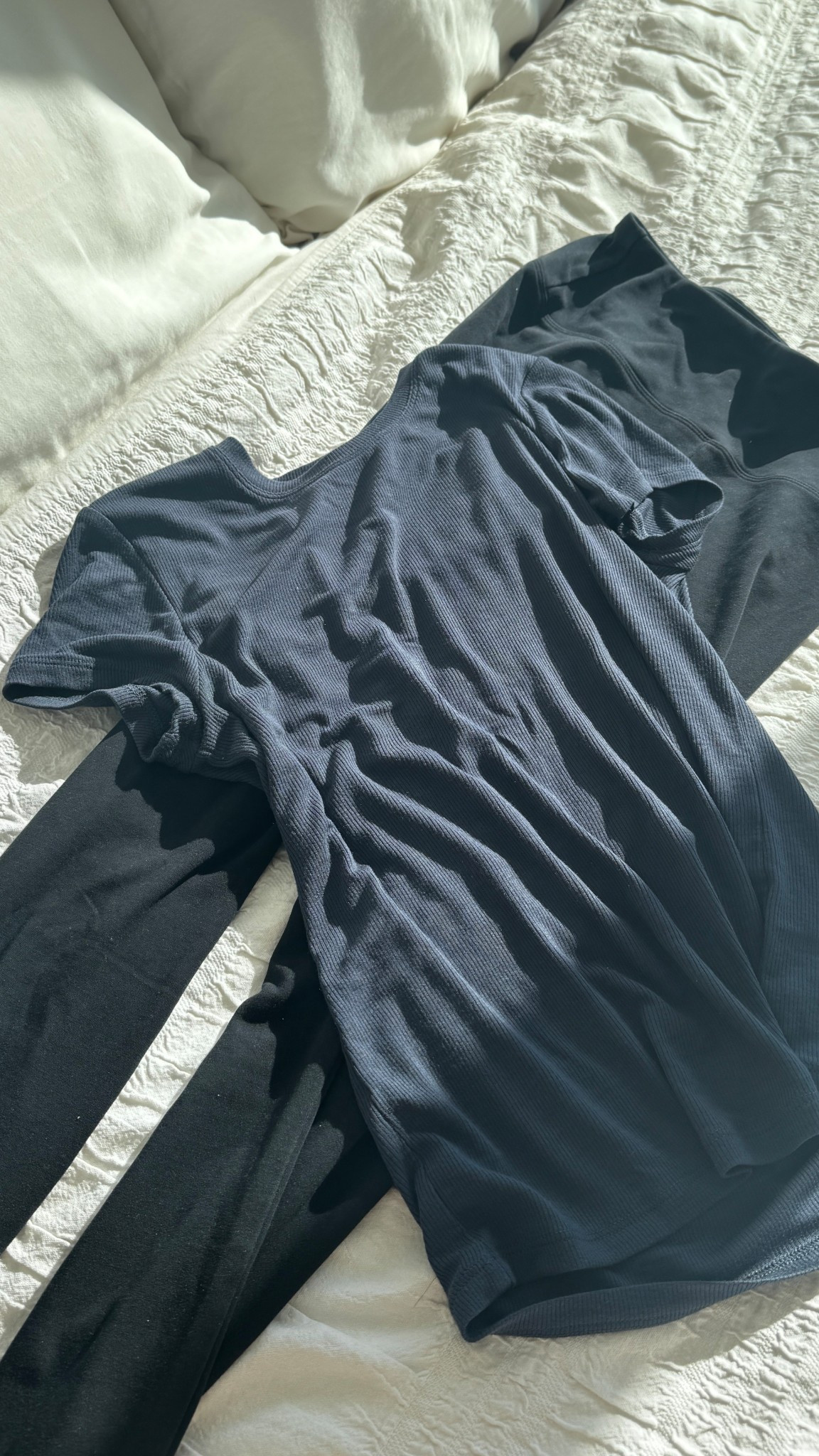 I’ve been living in these new essentials from Knix ✨ their new collection is comfy, breathable natural fabrics!
Tee size SM
Leggings size MD

#LTKcanada #LTKsummer #LTKfitness