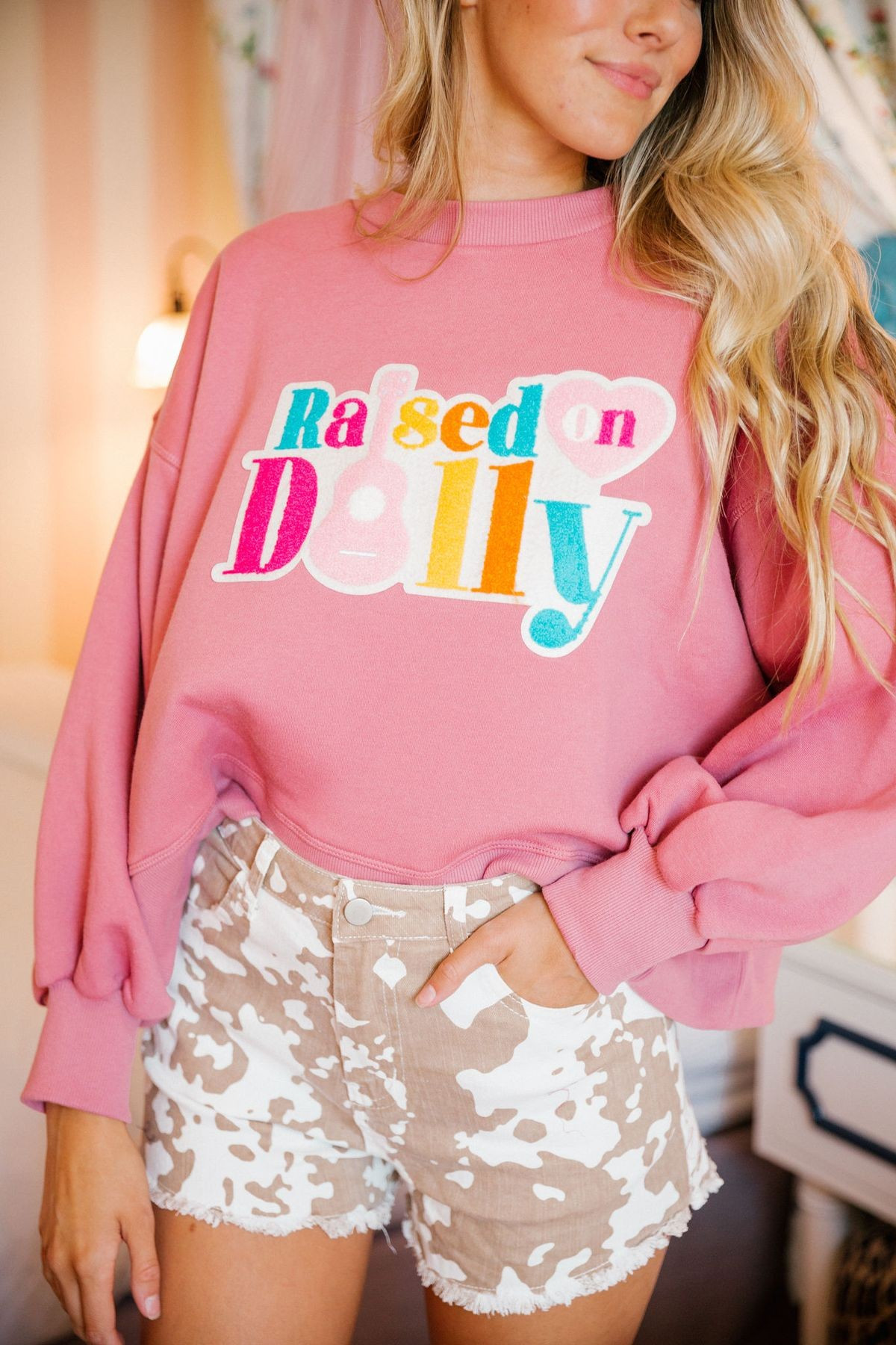 COLORFUL RAISED ON DOLLY PULLOVER | Judith March