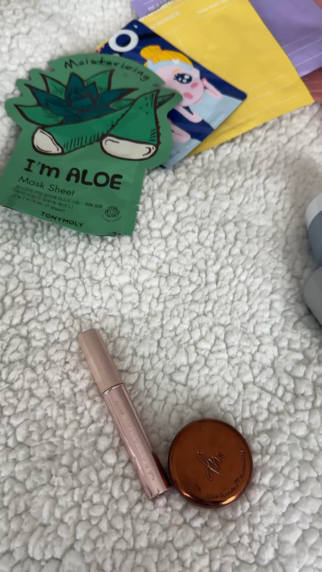 March empties and I’ve linked some of my favorite beauty items from March below.

Empties, March empties, March favorites, March beauty favorites, beauty favorites, beauty products I’m loving

#LTKdayinmylife #LTKTravel #LTKBeauty