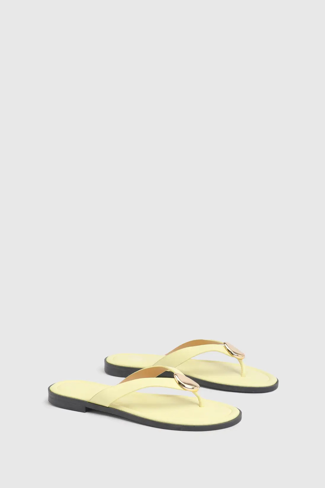 Yellow Gold Trim Detail Flip Flops | Boohoo | Boohoo.com (UK & IE)