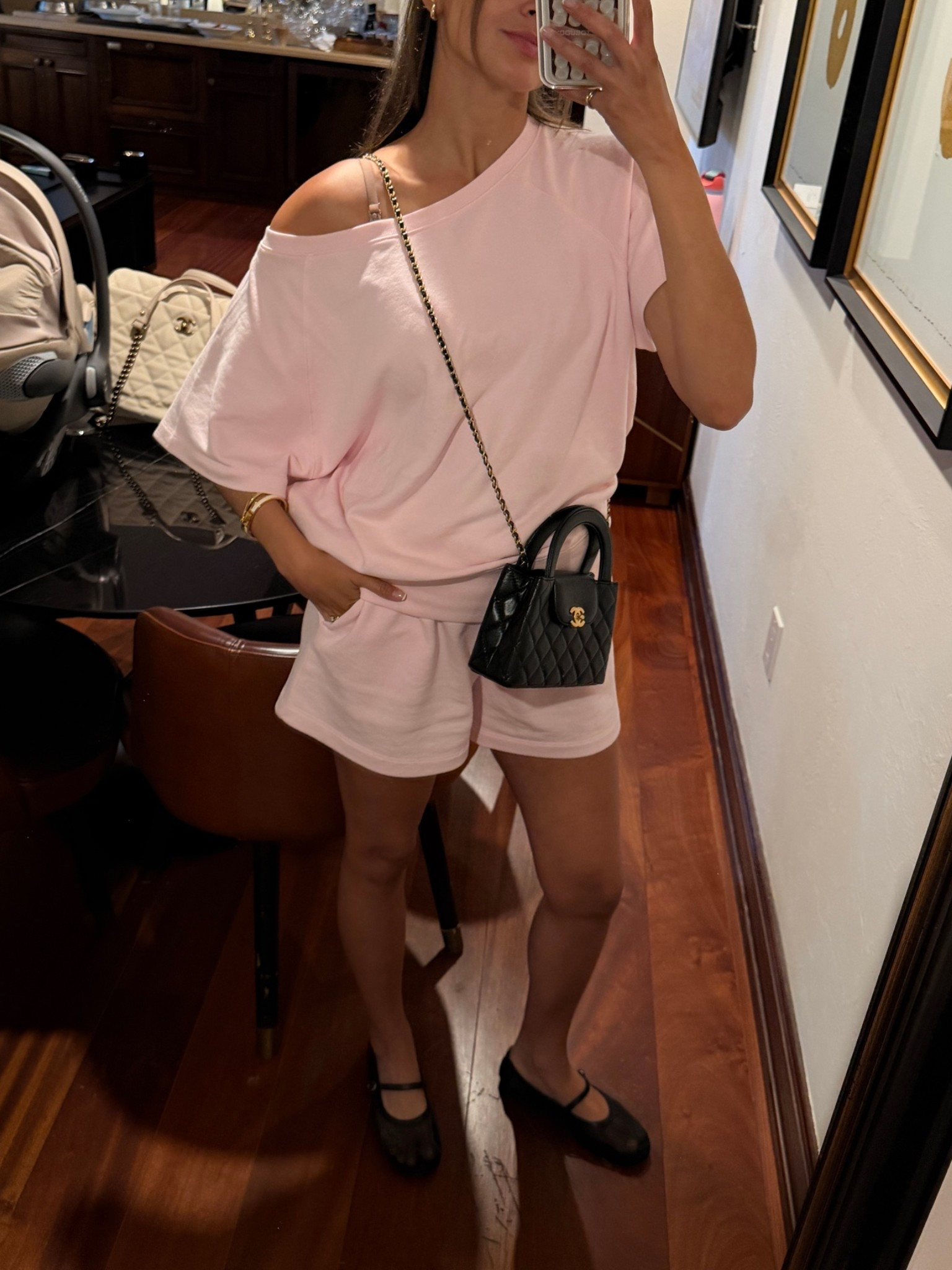 Road trip comfy outfit.