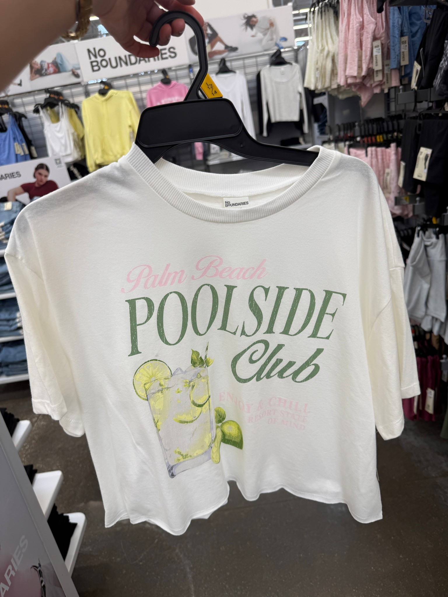 Graphic tee
Crop tee
Casual tee
Casual outfits 
OOTD 
Outfit inspo
Lightweight 
Loose fit

#LTKdayinmylife #LTKselfcare #LTKootd