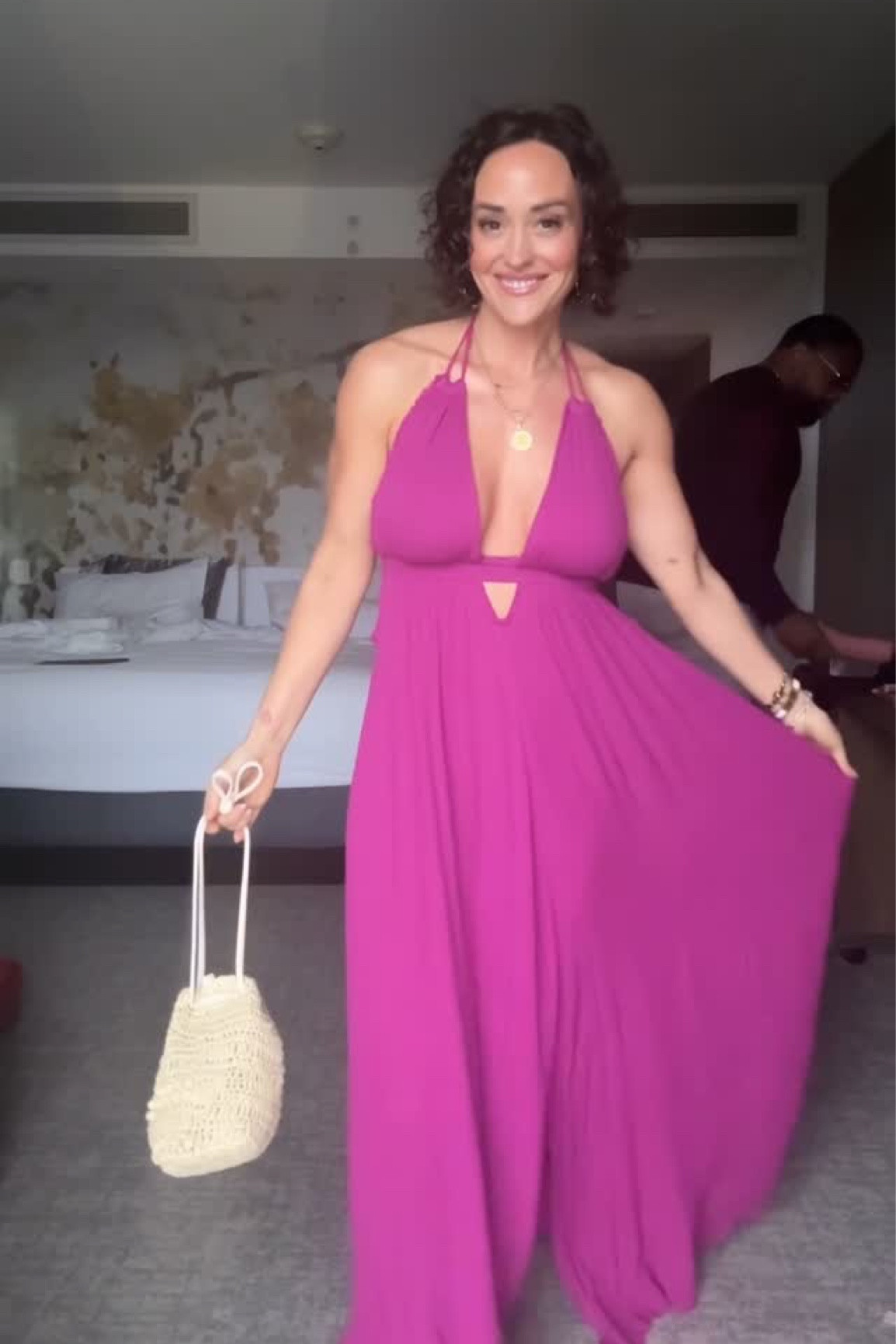 GRWM! My fav dress not only got restocked but also in several colors. Perfect choice for tonight’s welcome dinner to officially kick off wedding festivities. 