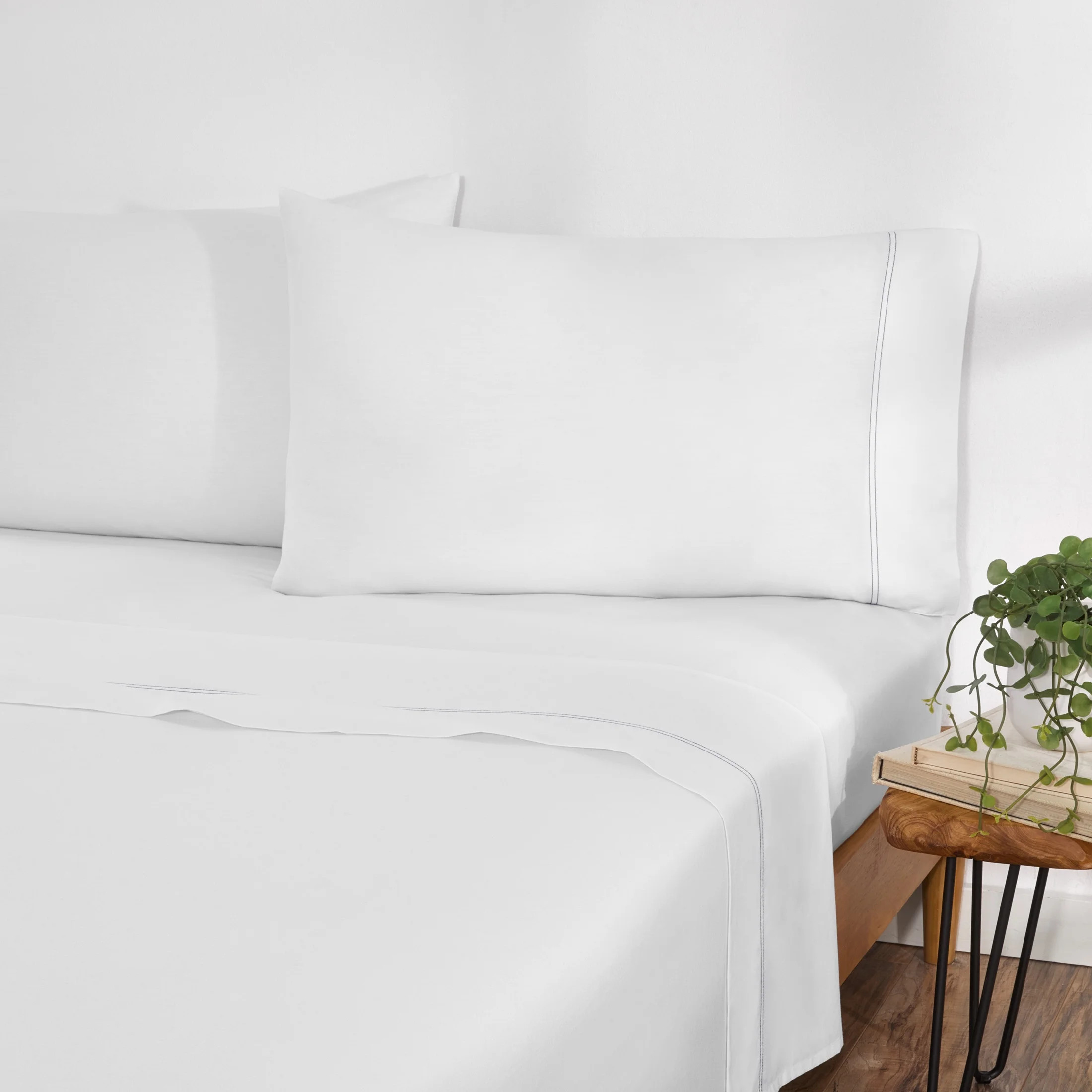Gap Home Solid Percale Easy Care Sheet Set, Deep Pocket, Full, White, 4-Pieces | Walmart (US)