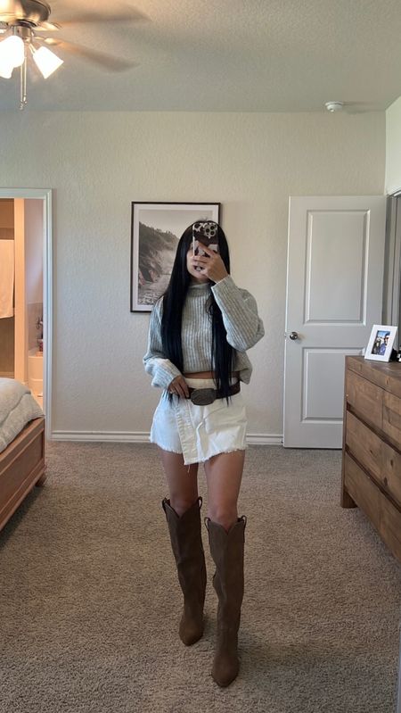 Fall western outfit
Sweater fits TTS 
Nsale outfit
Nordstrom sale 
Call western wear 
Casual fall western fit
Cowboy boots 

#concertoutfit #cowgirlboots #westernfashion #cowgirlchic country concert outfit | country concert ootd | morgan wallen concert outfit | cowgirl boots outfit | cowgirl style | cowgirl chic | western fashion inspo | western outfit | western style

#LTKxNSale #LTKshoecrush #LTKSeasonal