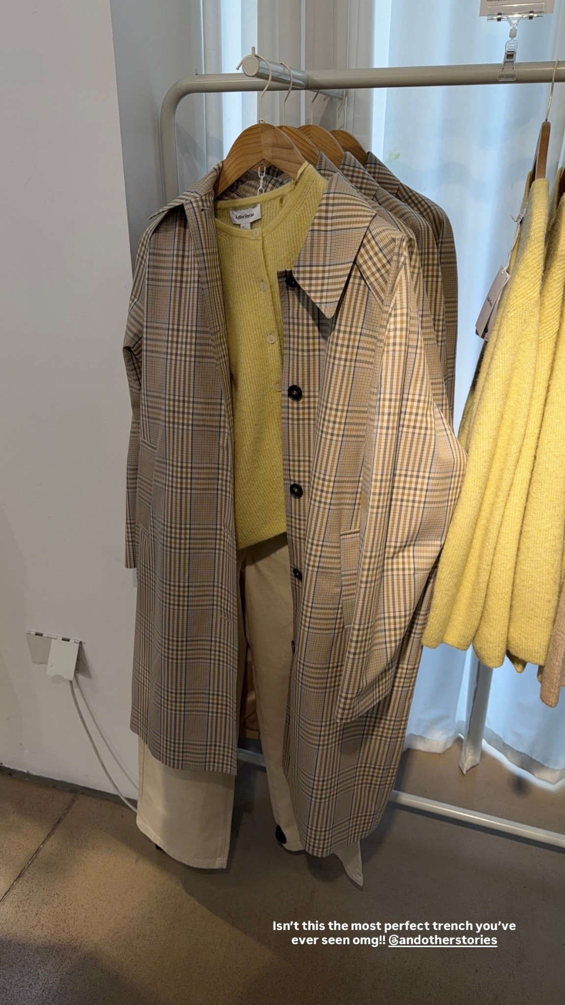 Isn’t this the most perfect trench you’ve ever seen omg!! @andotherstories