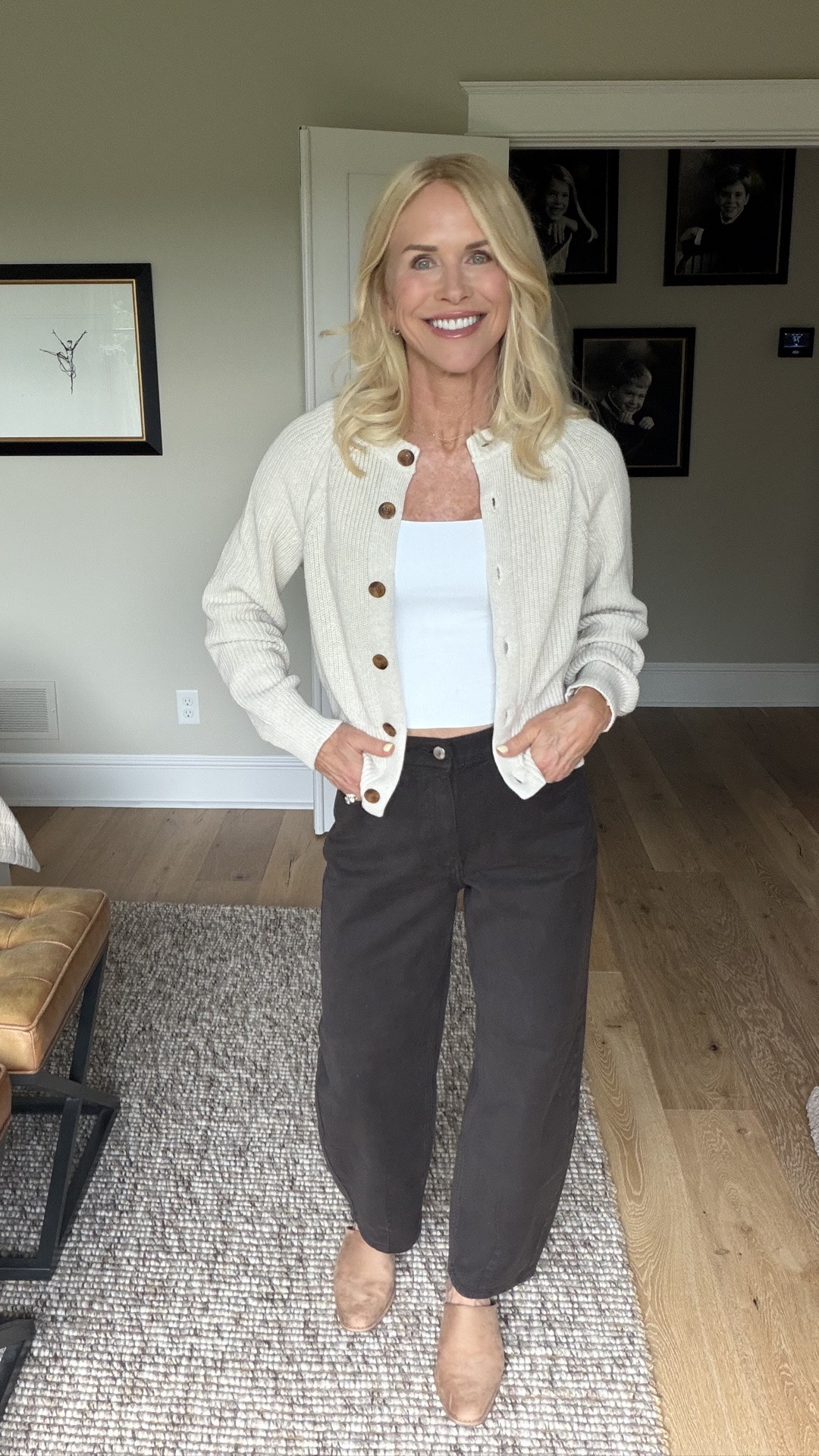 This is my new uniform. Brown barrel, jeans, T-shirt, and this cute oatmeal cardigan. Everything comes in several colors. Fit is great!

#LTKootd #LTKgrwm #LTKOver40