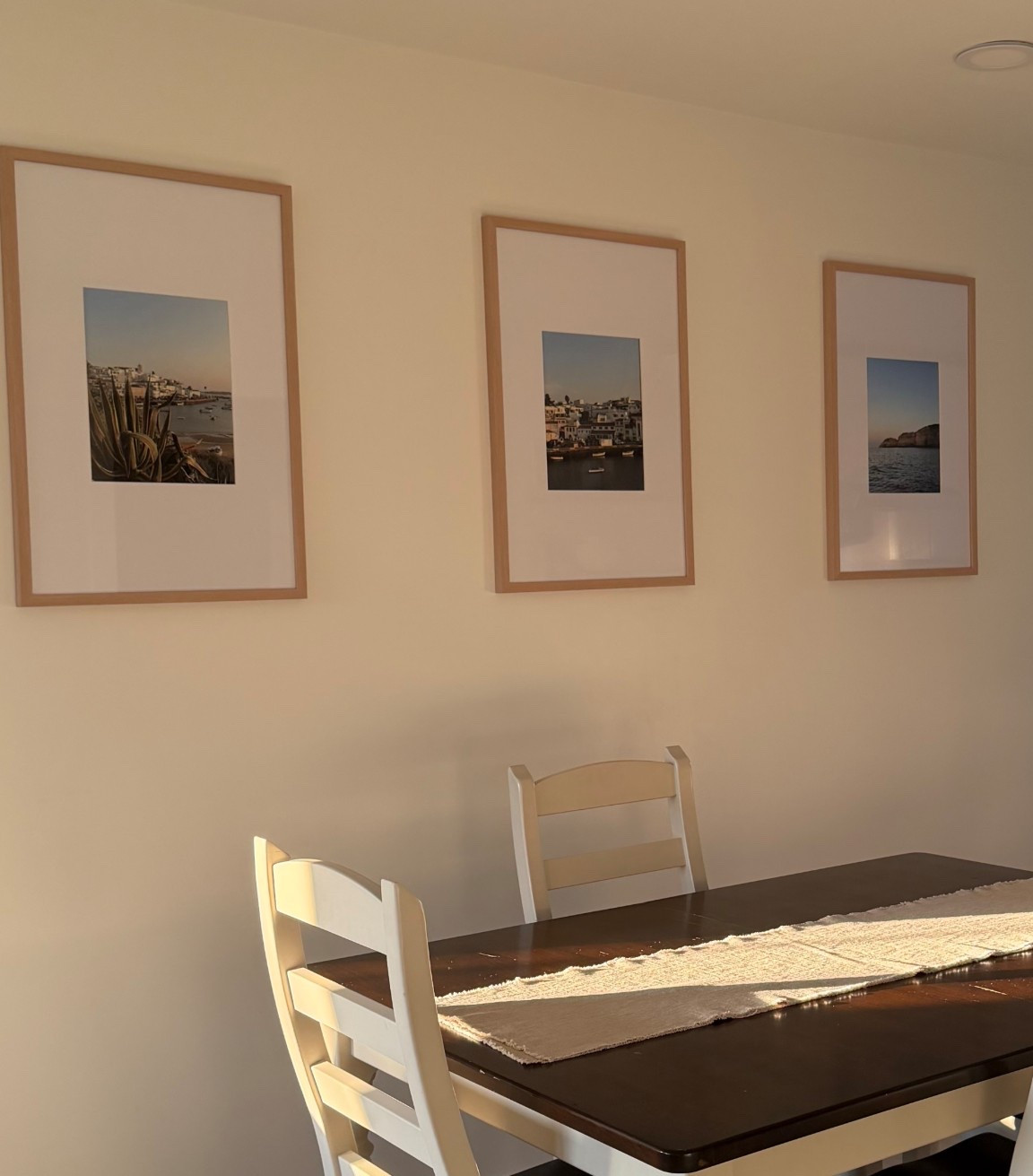 love these wall frames! 

#LTKHome