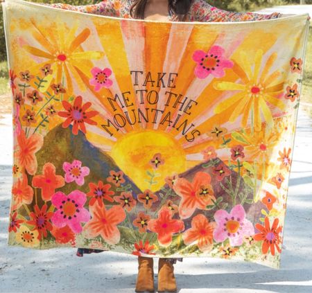 Cozy blanket from Natural Life 

#LTKfindsunder50 #LTKfamily #LTKSeasonal