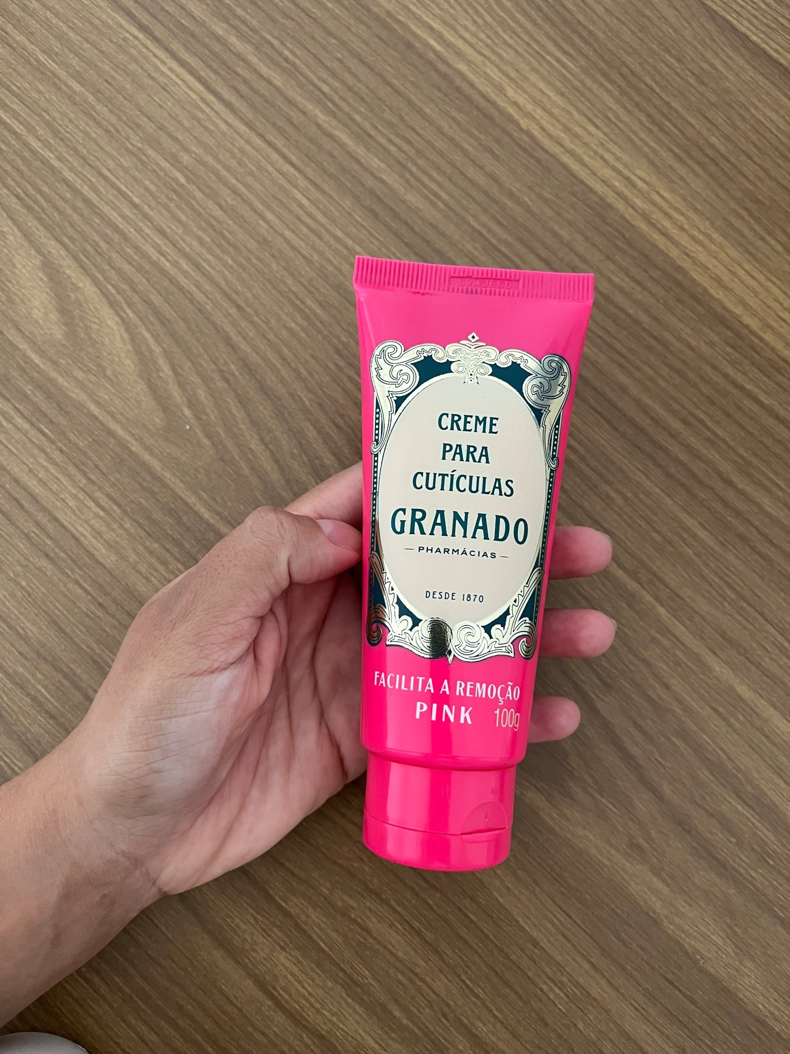 #DallasComALTK

Unhas perfeitas sem esforço! ✨ O Amolecedor de Cutículas Granado facilita a remoção, hidrata e ainda deixa um cheirinho incrível. Quem mais ama esse produtinho? 💅💖

#LTKbrasil #LTKpromo #LTKbeleza