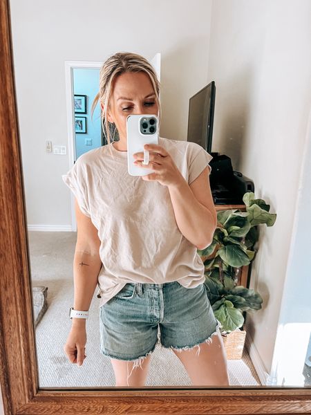 Simple summer casual outfit idea. This extended shoulder tee is such a great basic and is perfect for any occasion. Plus it’s only $10. Wearing an XS

#LTKFindsUnder50 #LTKStyleTip