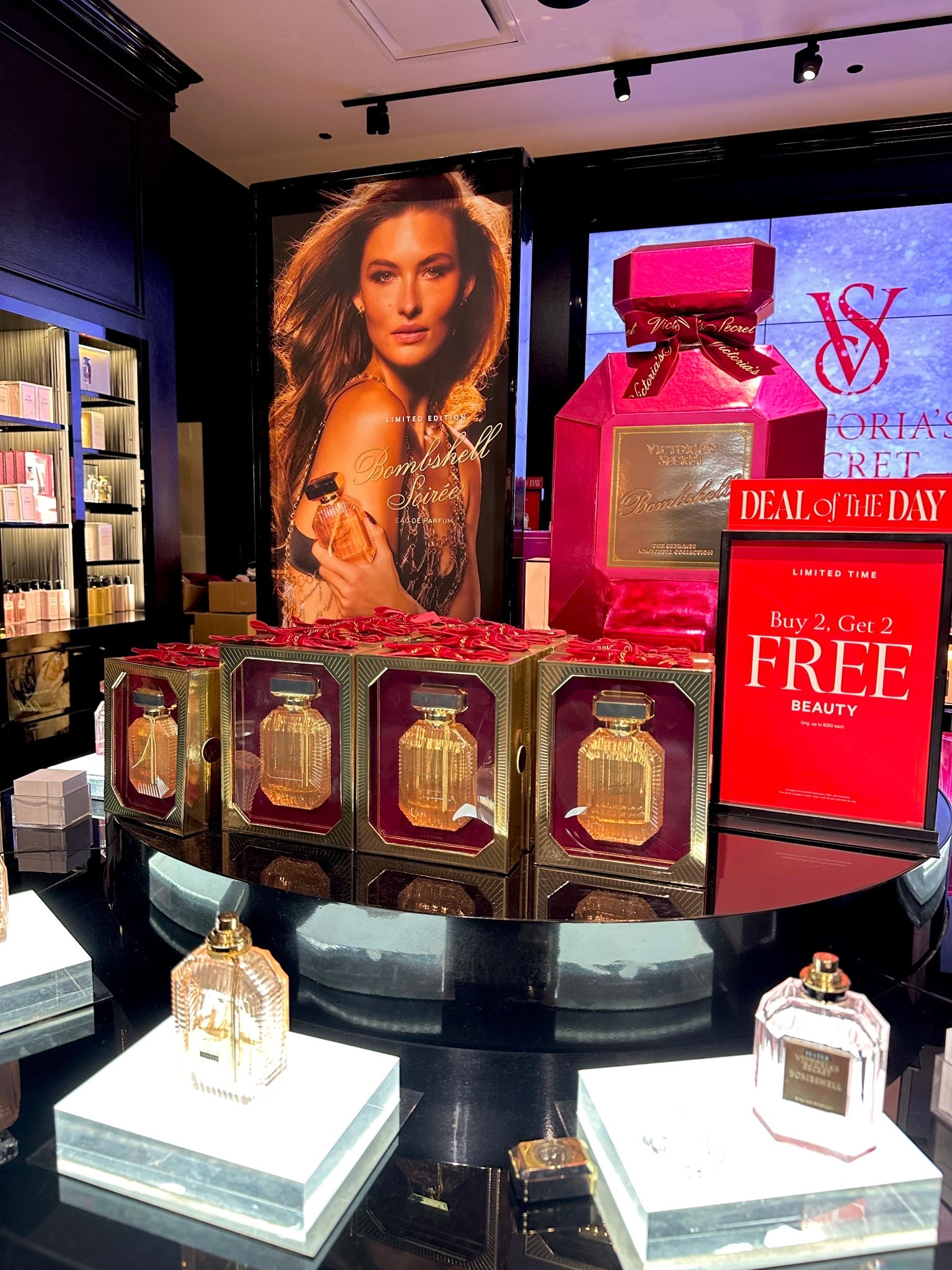 Deal of the day at Victoria's secret 

#LTKGiftGuide #LTKSaleAlert #LTKHoliday