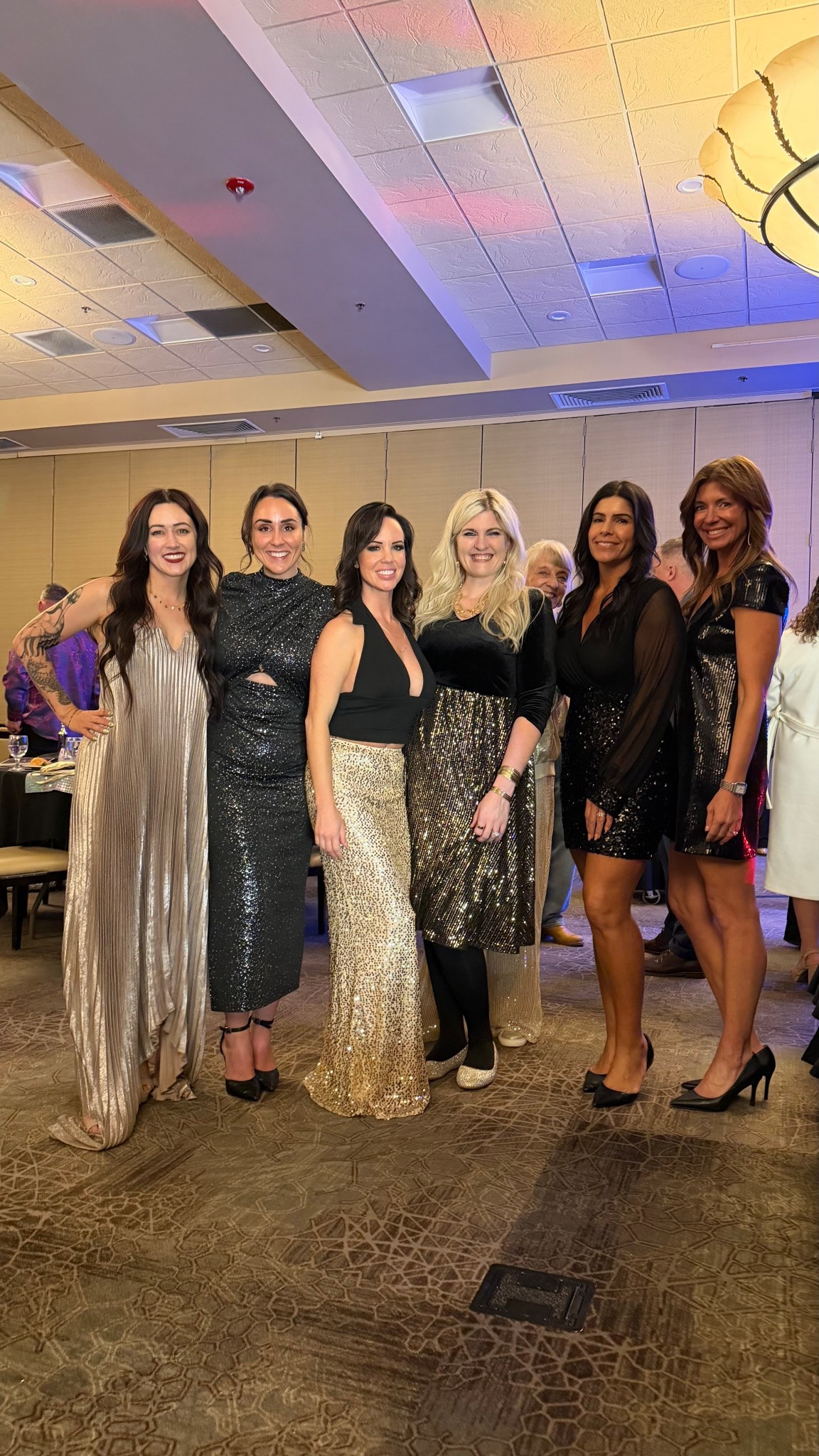 Strapless gold VICI gala dress


#LTKWorkwear #LTKWedding #LTKootd