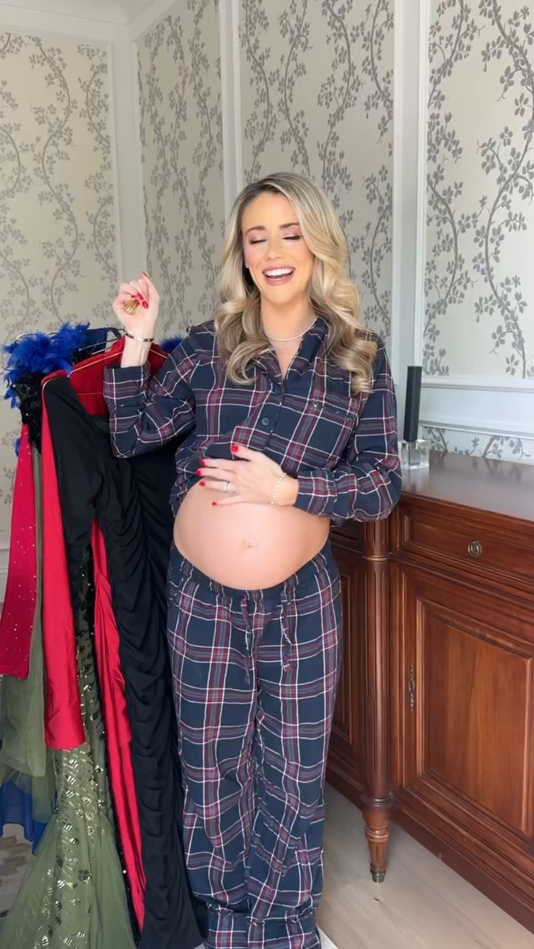 Amazon Black Tie Gowns
Formal Dress
Holiday Party Looks

#LTKHoliday #LTKootd #LTKgrwm