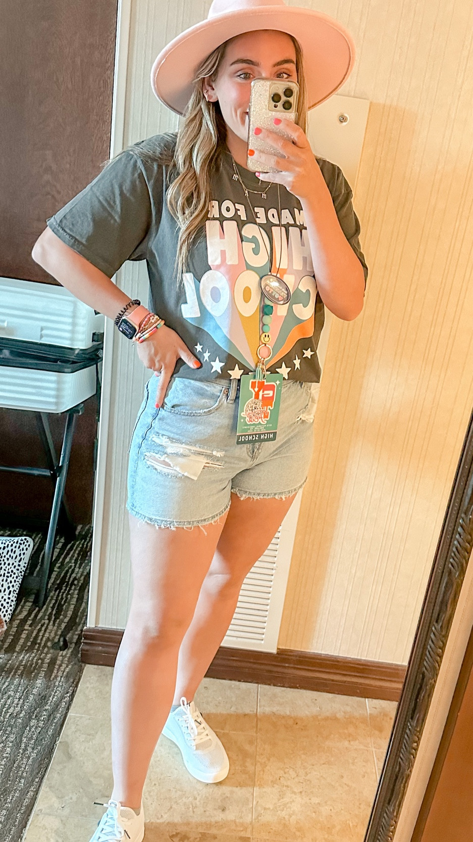 Made for highschool!

#LTKcurves #LTKstyletip #LTKtravel