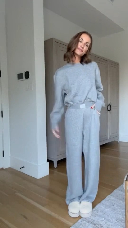 just saw aerie is doing 30-50% off tons of cute new arrivals! 😍 so many comfy athleisure faves and loungewear i want to live in! 🫶🏼

#LTKSaleAlert