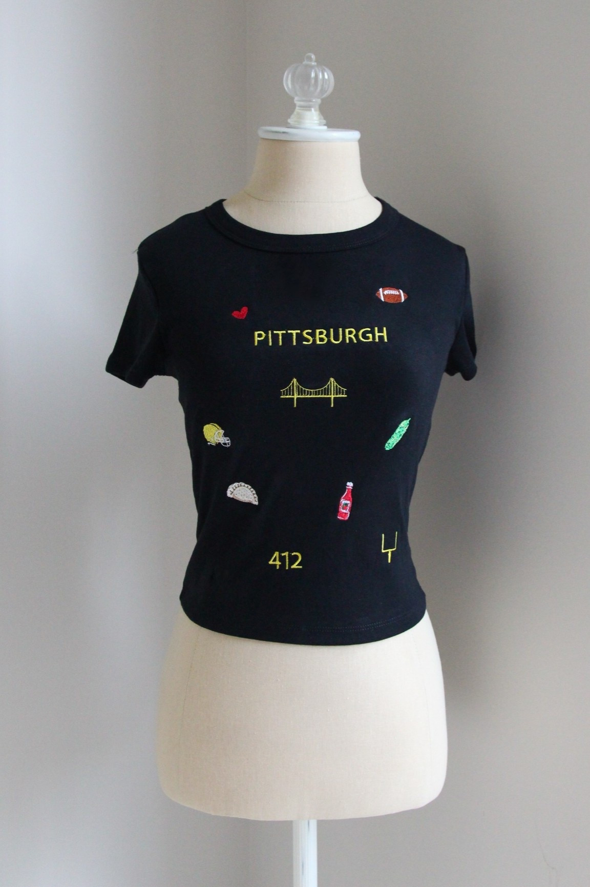 Pittsburgh Football Shirt: 

Show off your love for Pittsburgh in style with the embroidered Pittsburgh baby tee featuring iconic city-inspired details. Designed for comfort and everyday wear, this chic embroidered baby tee is perfect for football Sundays, game days at the stadium, cheering on your team at the bars, or representing Pittsburgh wherever you go.

#LTKootd #LTKU #LTKActive