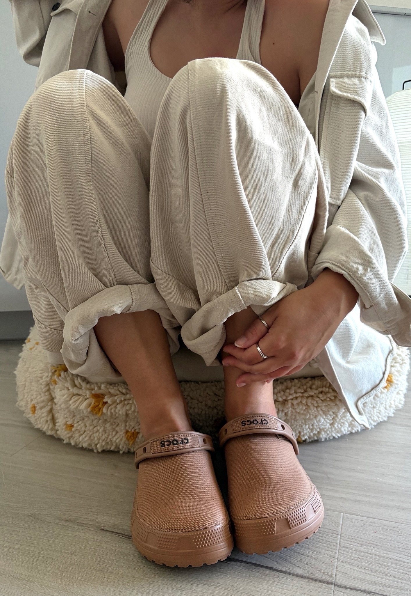 🤍🧸🍂 excited to wear those clogs this autumn

#LTKSeasonal #LTKootd