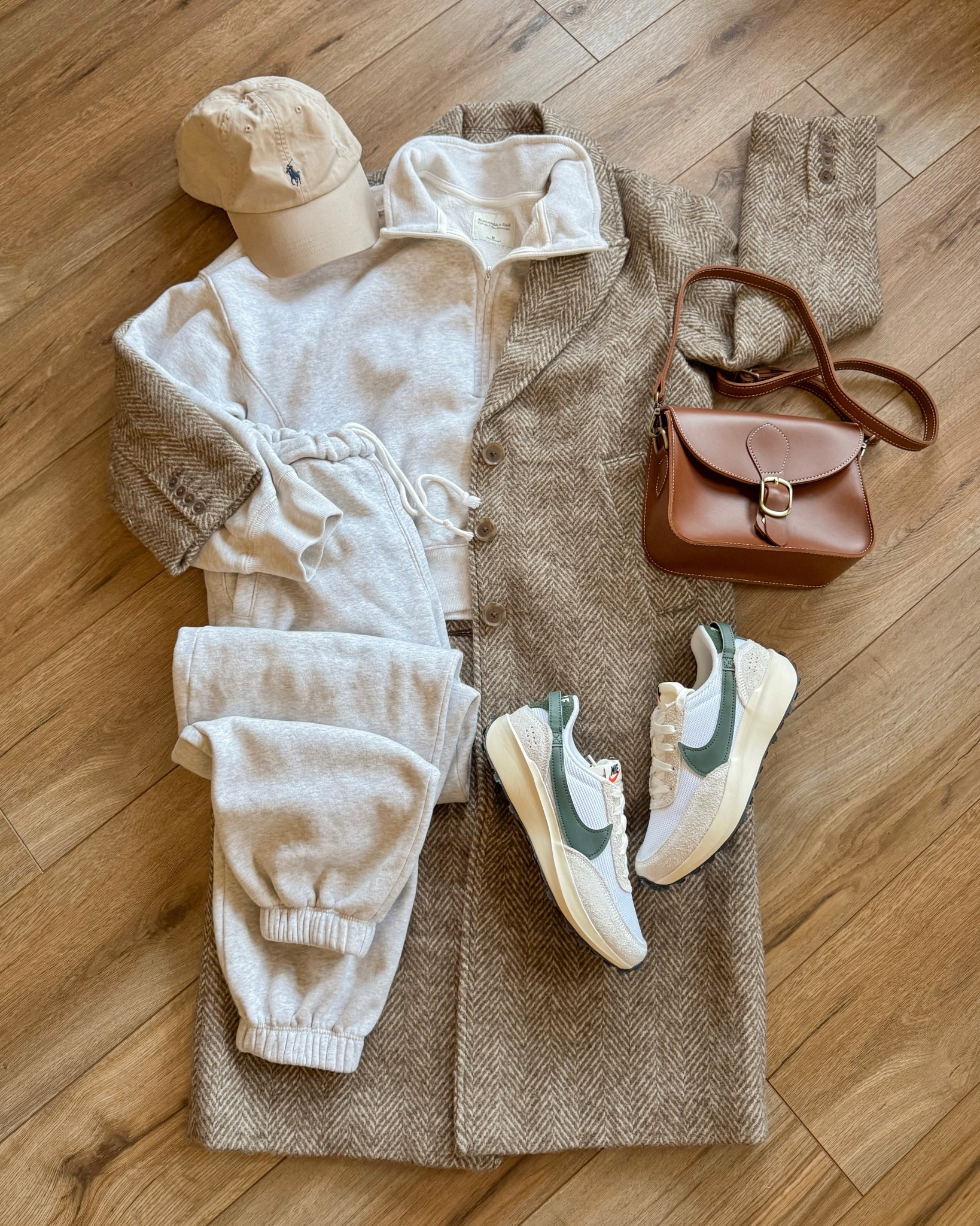 casual winter outfit. winter coat. sweat pants set. abercrombie outfits. 

#LTKSeasonal #LTKPetite #LTKActive