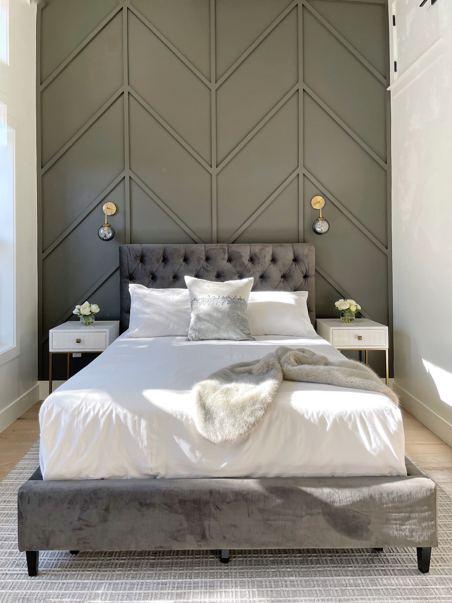 Master bedroom style with moody walls and luxury home decor! 
#homedecorinspo #homedecor #interiordesign #boxwoodhomestaging

#LTKfamily #LTKstyletip #LTKhome