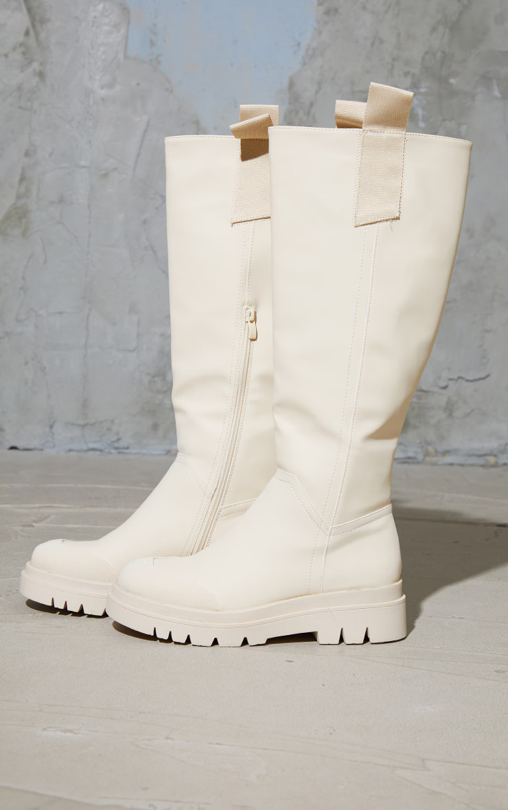 Cream Rubber Chunky Sole Welly Boots | PrettyLittleThing US