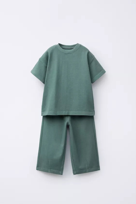 SOLID WIDE LEG PANTS AND T-SHIRT SET | Zara US