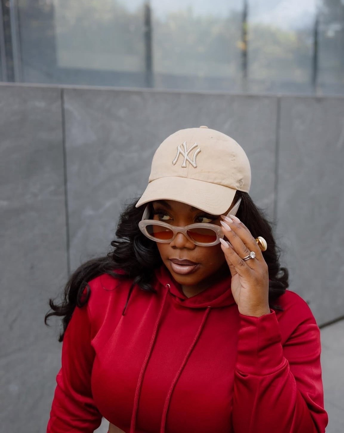 My favorite sunglasses from NYFW 🤎  they come in 3 colors!! 

Sunglasses, NYFW, NYFW Outfit, matching set, hat, Emmy petit, curvy girl fashion

#LTKPetite #LTKMidsize #LTKootd