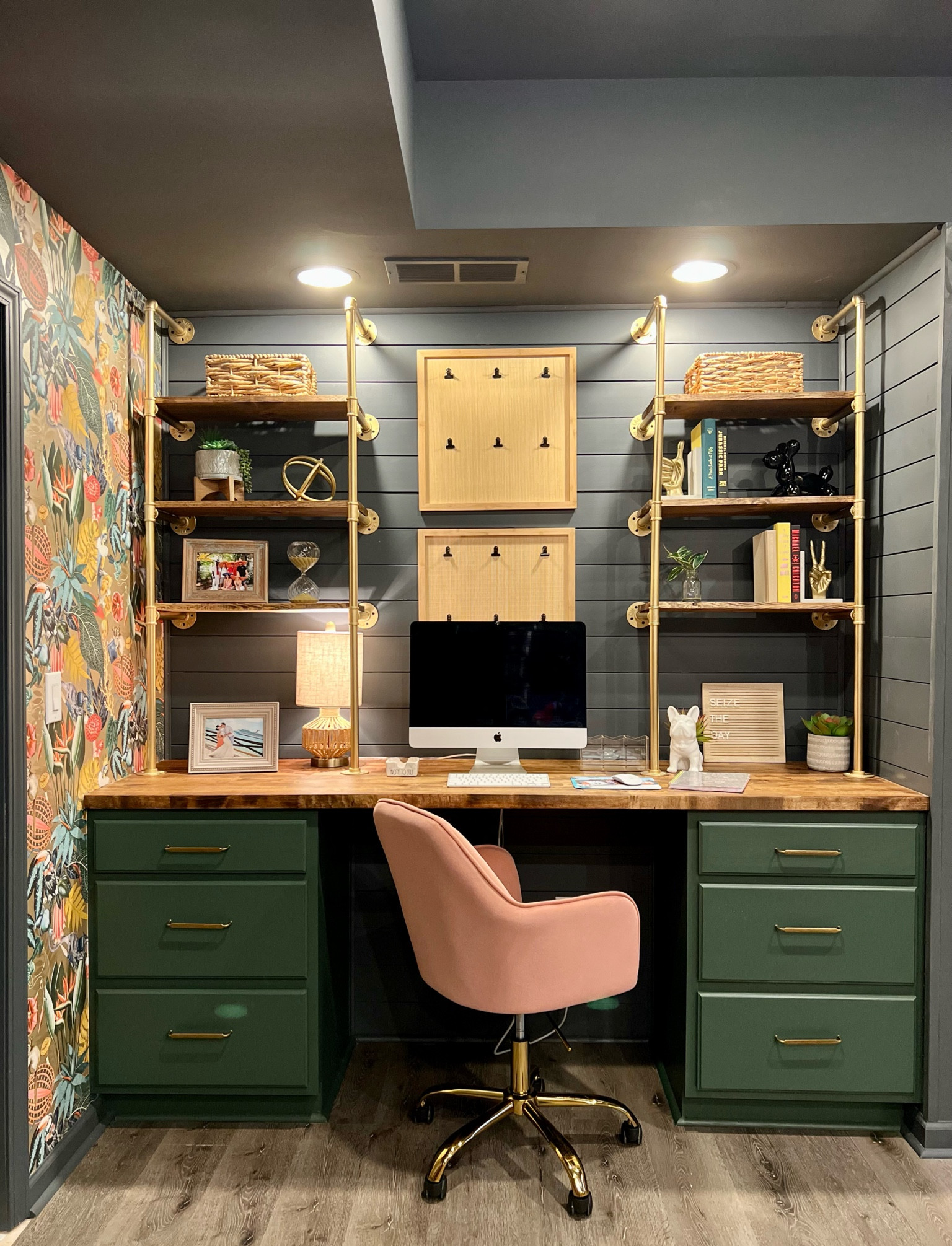Fun & tropical desk space 

#LTKstyletip #LTKFind #LTKhome