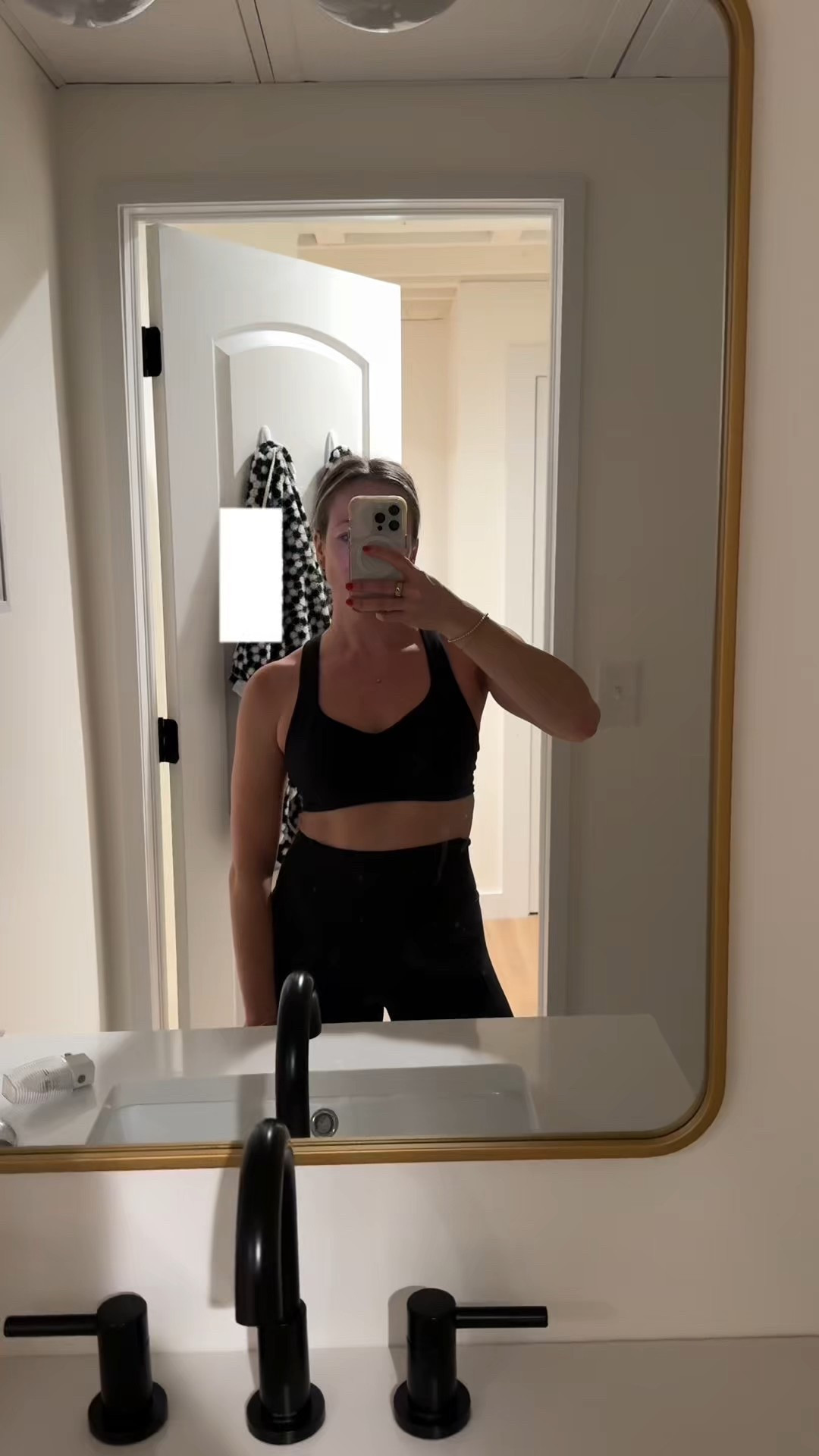 Week of workouts as a mom of 3 on a mission to get in the best shape of her life 💪🏻

#LTKmomlife #LTKfitnessgoals #LTKdayinmylife