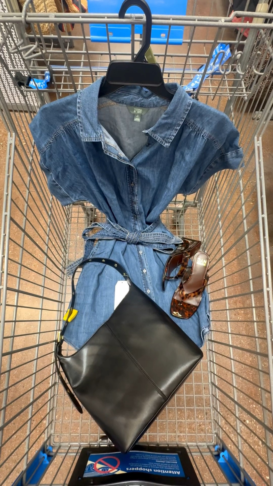 Plus size ootd

#LTKootd #LTKmomlife #LTKPlusSize