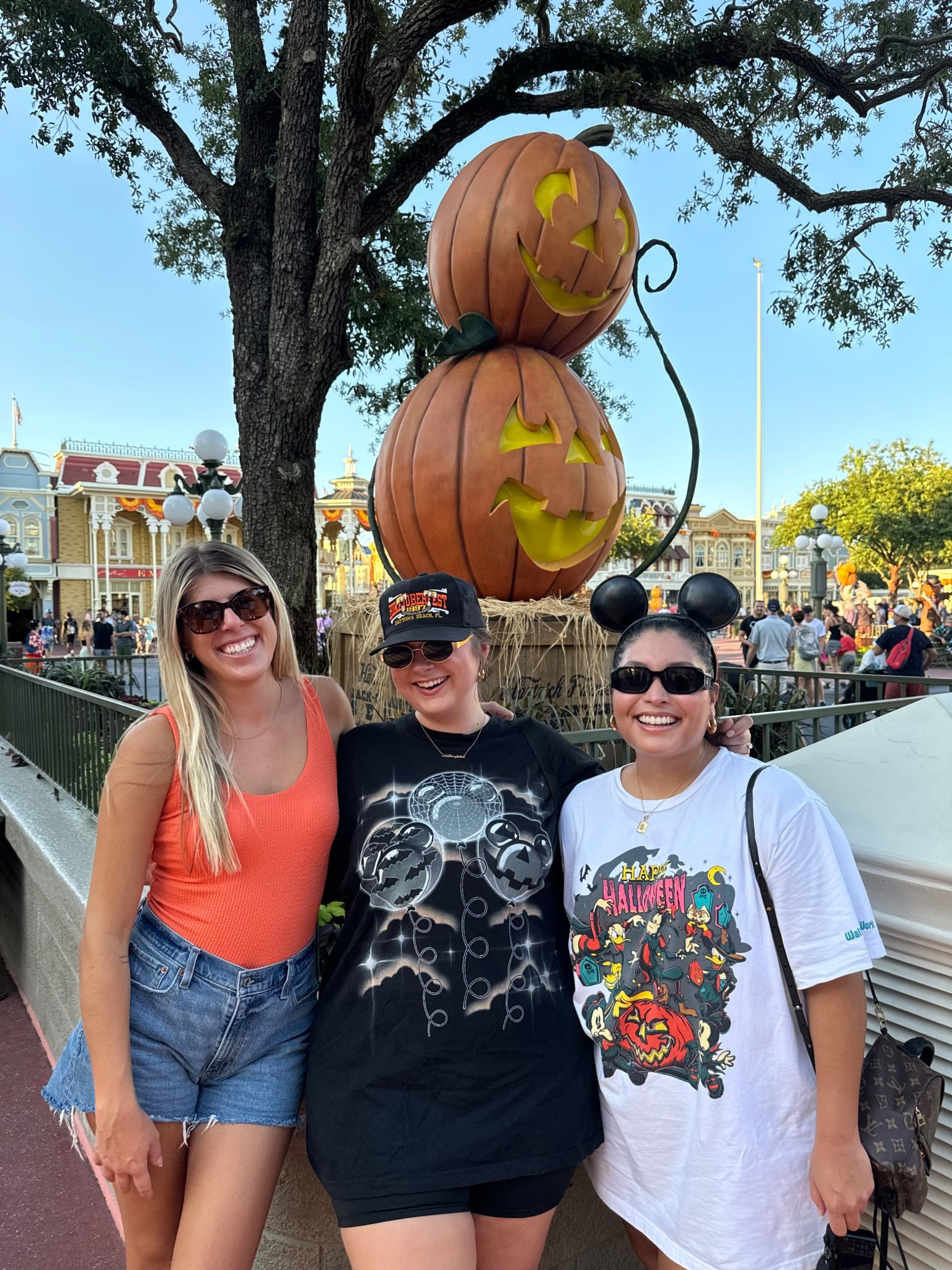 Magic Kingdom at Halloween time is the BEST! Here some outfit inspo for your Disney Day! 🎃 


Fall Outfit | Disney Outfit | Mickey Mouse | Florida Fall

#LTKStyleTip #LTKSeasonal #LTKHalloween
