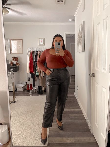 My favorite leather pants for fall are on sale! 20% off this entire outfit except the shoes

Ltk sale, leather pants, bodysuit, fall outfits, fall outfit, fall outfit idea, fall date night outfit, black Slingback pumps, Abercrombie sale, Abercrombie pants

#LTKSale #LTKfindsunder100 #LTKmidsize