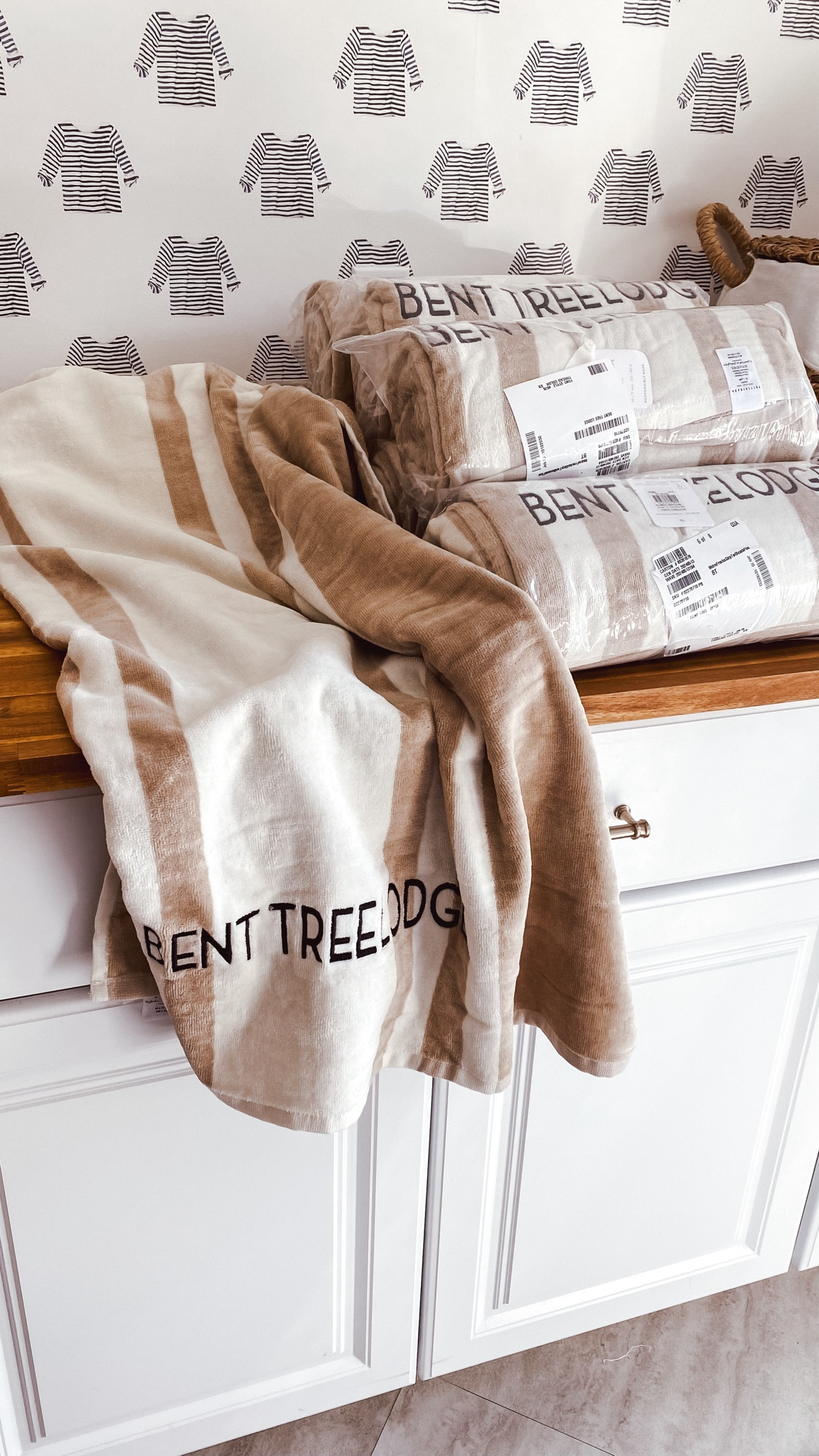 Just arrived for Bent Tree Lodge!  Modern farmhouse striped  beach and pool towels!

#LTKHome #LTKSaleAlert
