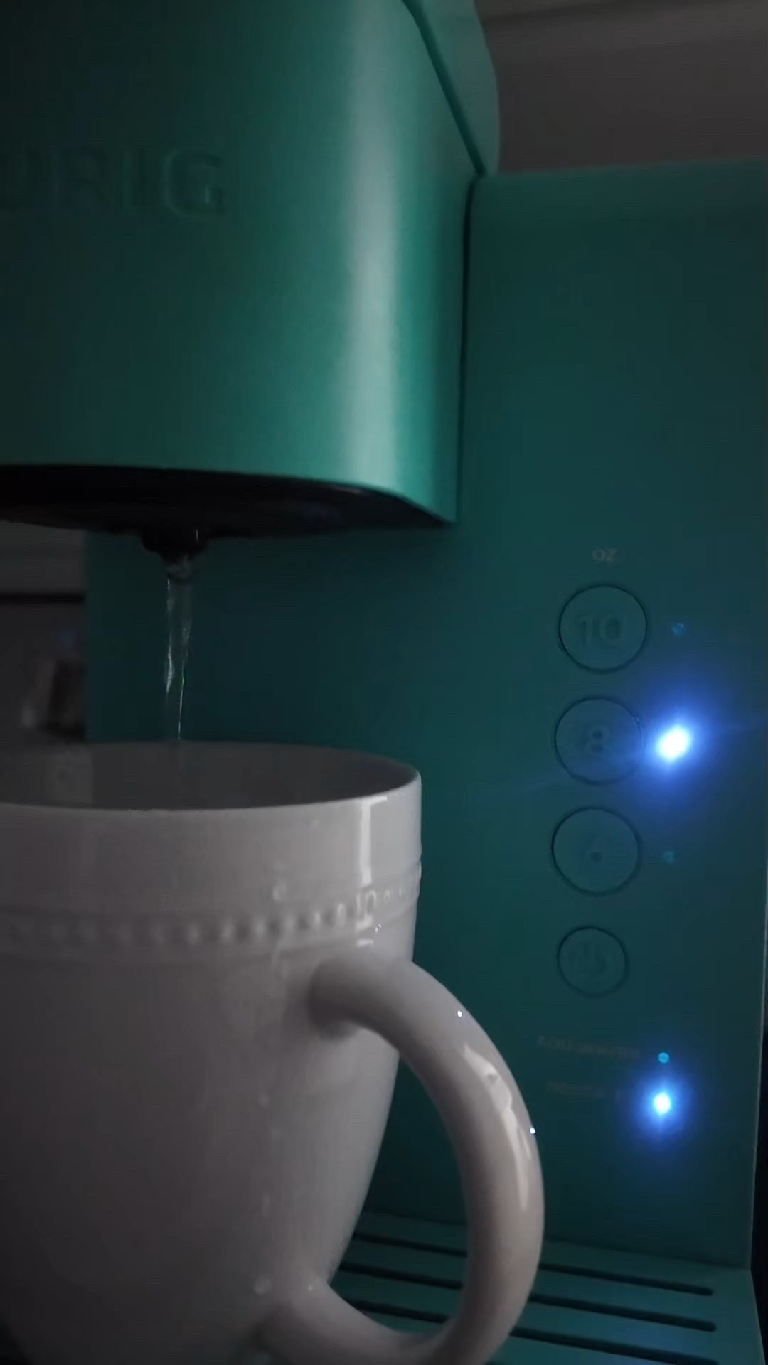 Does your morning routine start with tea or coffee ?

#LTKgrwm #LTKmorningroutine #LTKHome