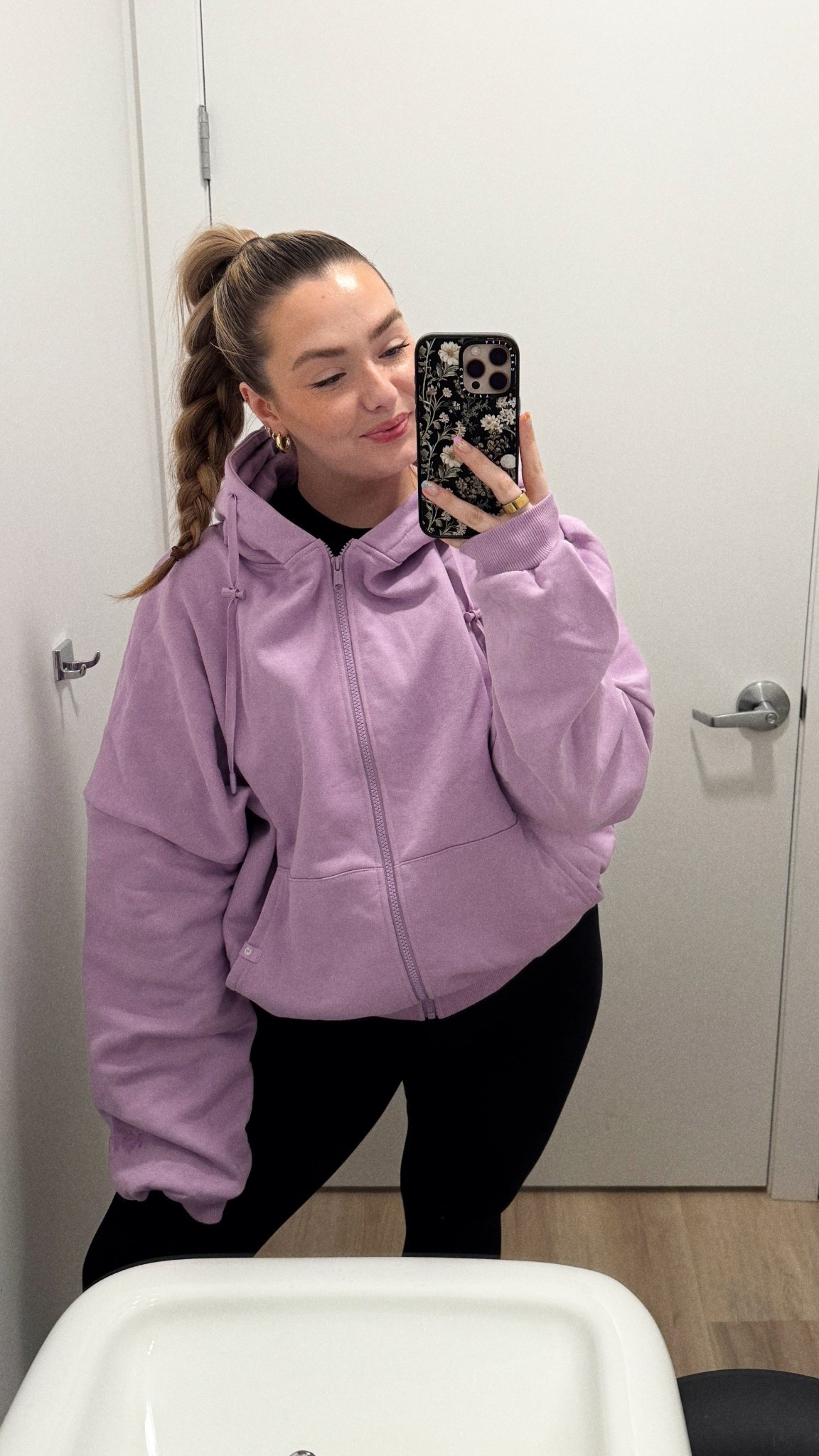 Cutie new zip hoodie in mystic purple 💜

#LTKcanada #LTKspring #LTKfitness