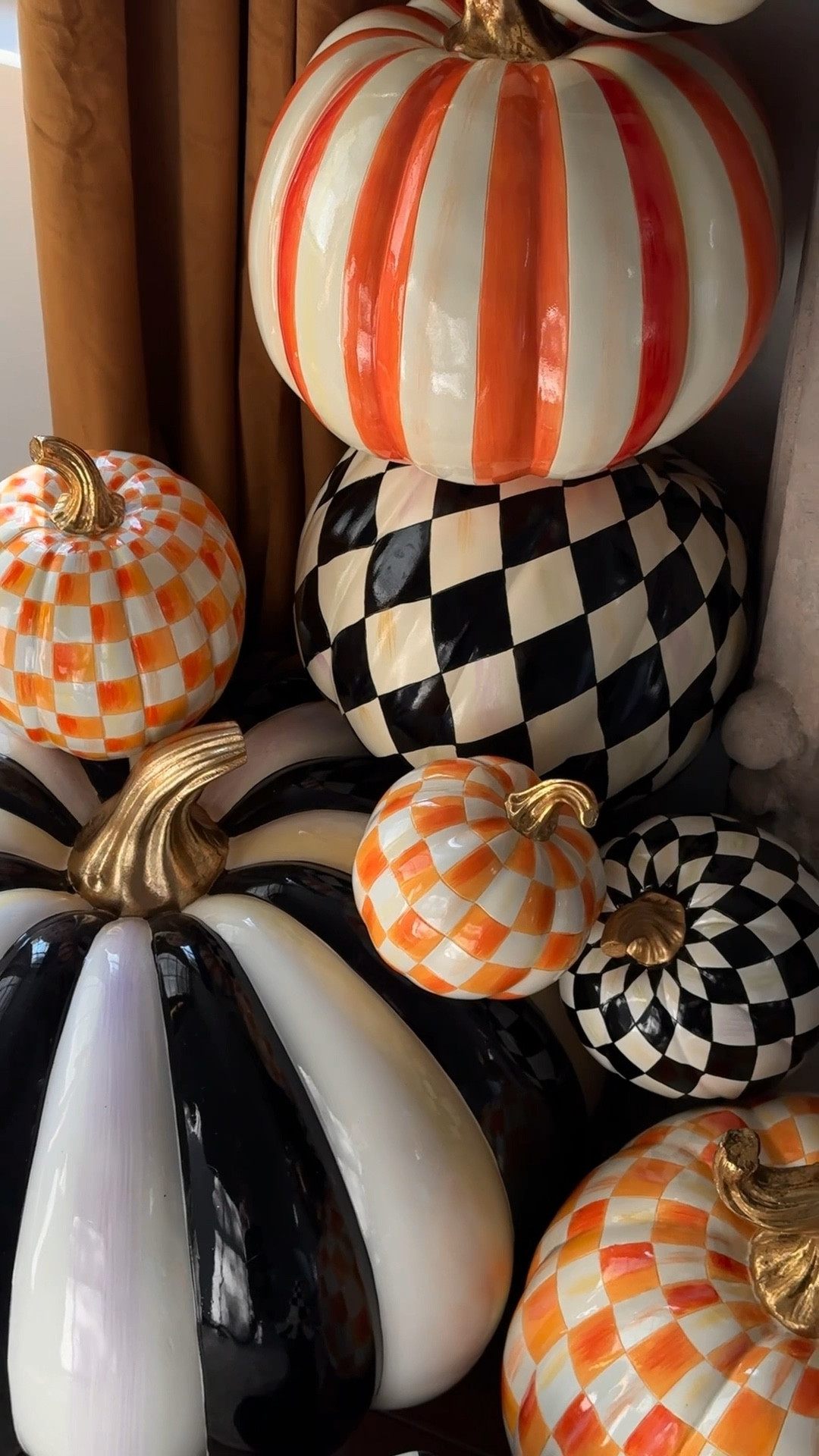 Here are the details for my #mackenziechilds fireplace pumpkin install! 

Finding new Halloween decor to play with every year is seriously so much fun! 

#halloween #halloweendecor #mackenziechildspumpkins #spookydecor #homedecor #falldecor #autumndecor #interior #holidaydecor #seasonaldecor 

#LTKSeasonal #LTKVideo #LTKHome