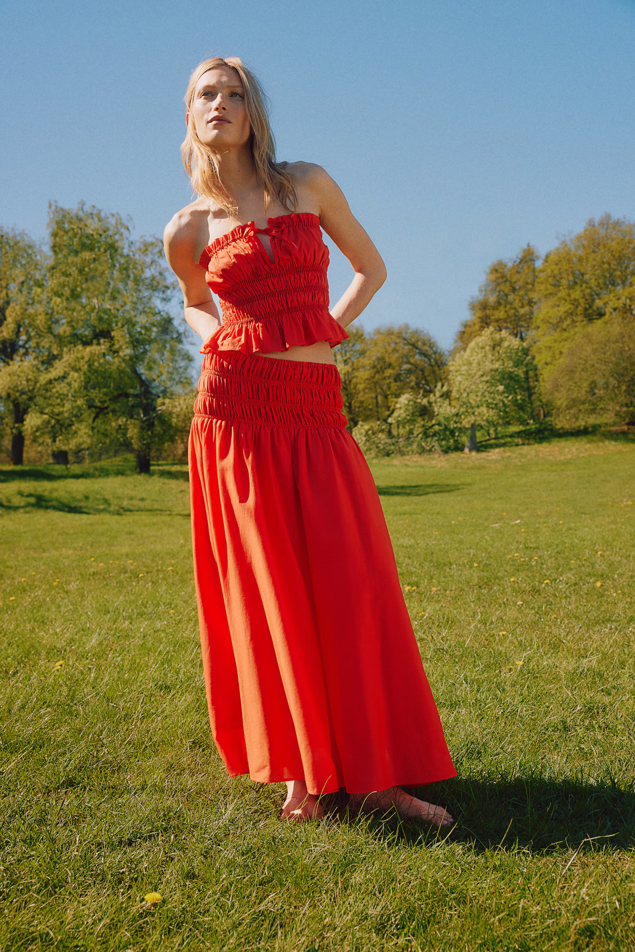 Smocked bandeau top | H&M (UK, MY, IN, SG, PH, TW, HK)