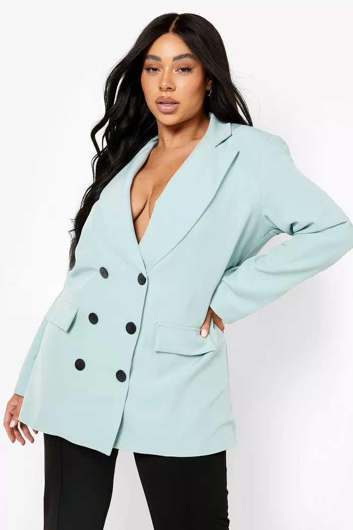 Plus Contrast Button Detail Oversized Blazer | boohoo (US & Canada)